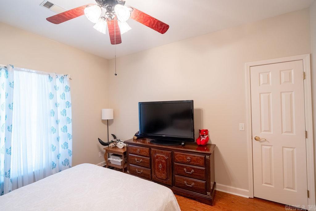 RIDGEFIELD - Residential