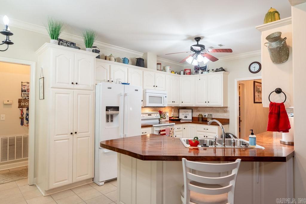 RIDGEFIELD - Residential