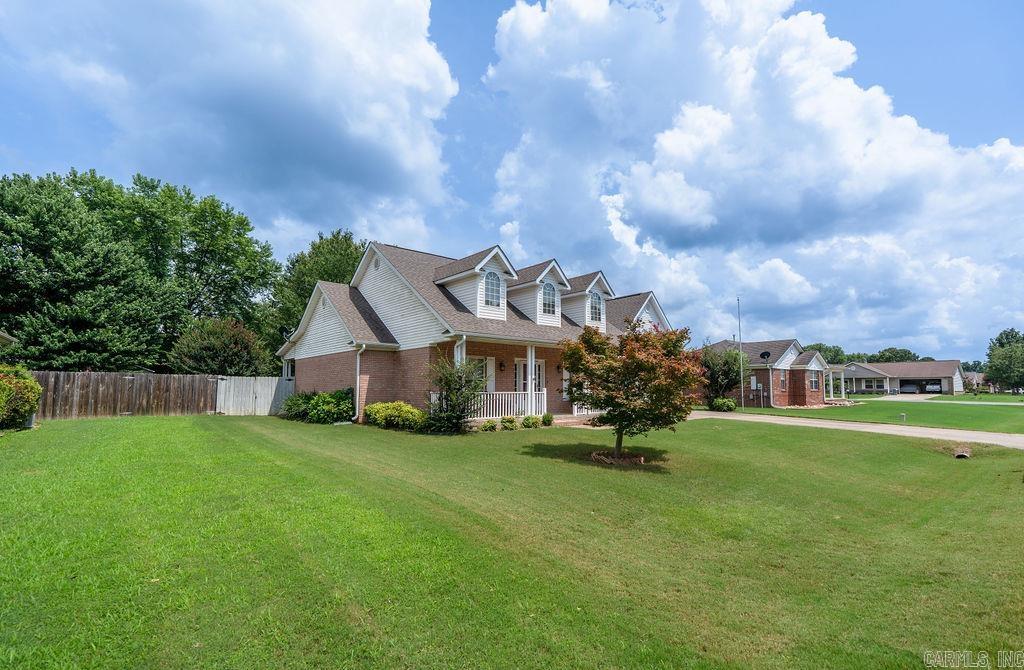 RIDGEFIELD - Residential
