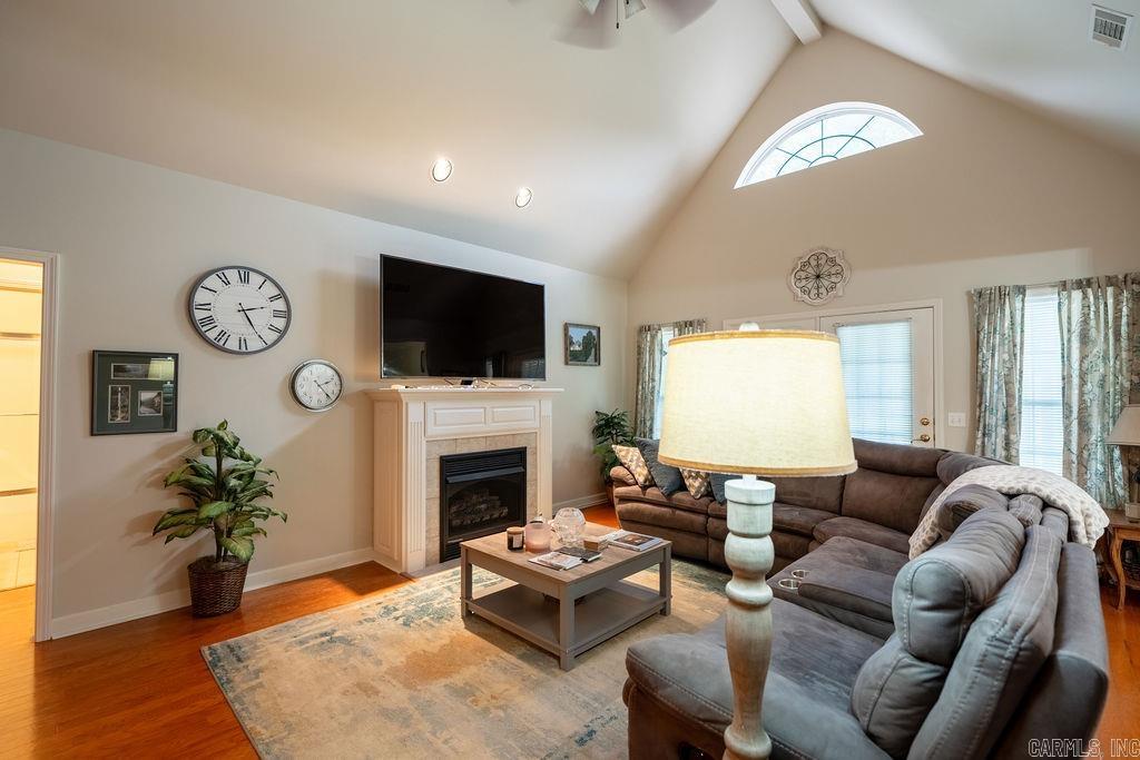 RIDGEFIELD - Residential
