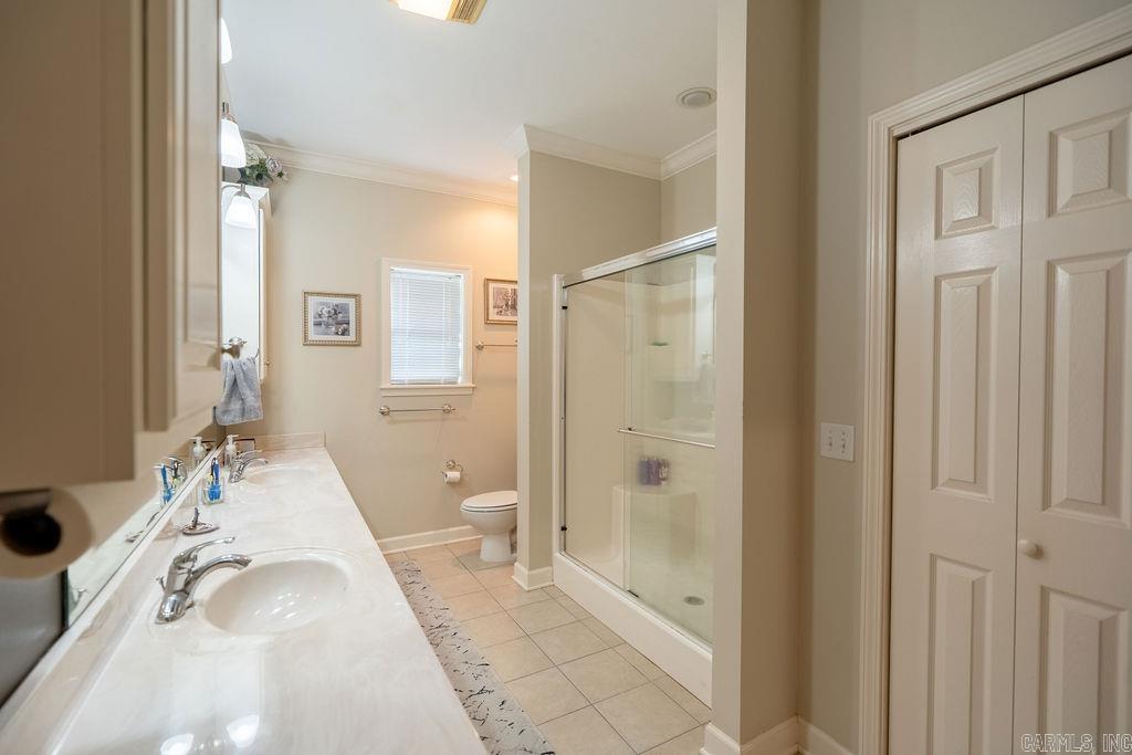 RIDGEFIELD - Residential