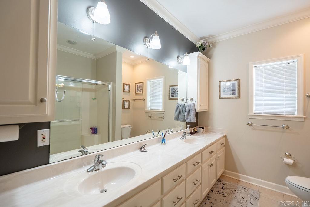 RIDGEFIELD - Residential