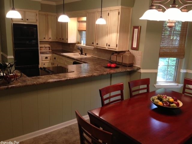 PEBBLE BEACH PARK - Residential
