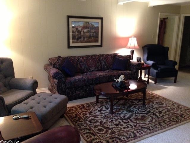 PEBBLE BEACH PARK - Residential