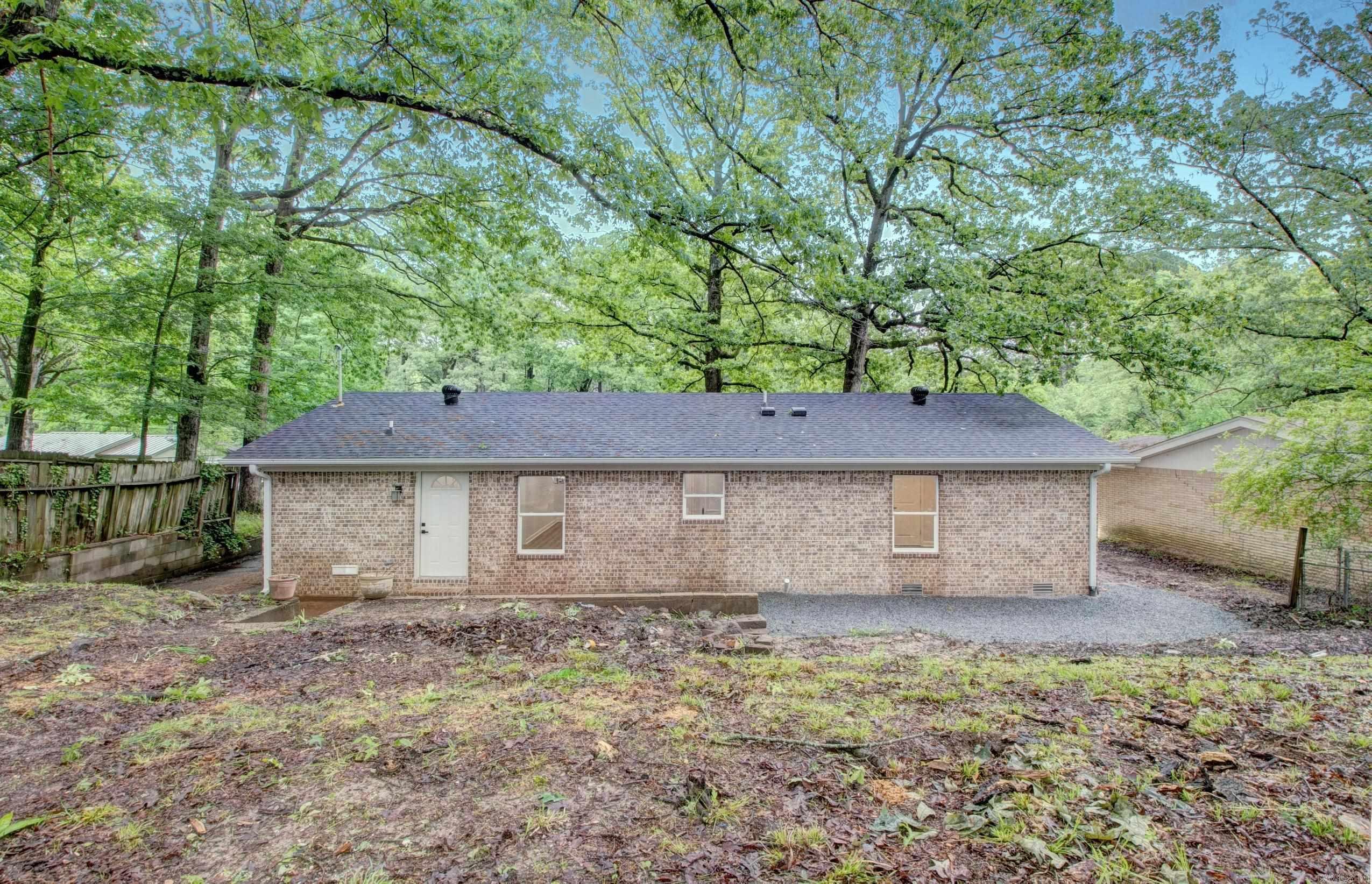WATSON MANOR - Residential
