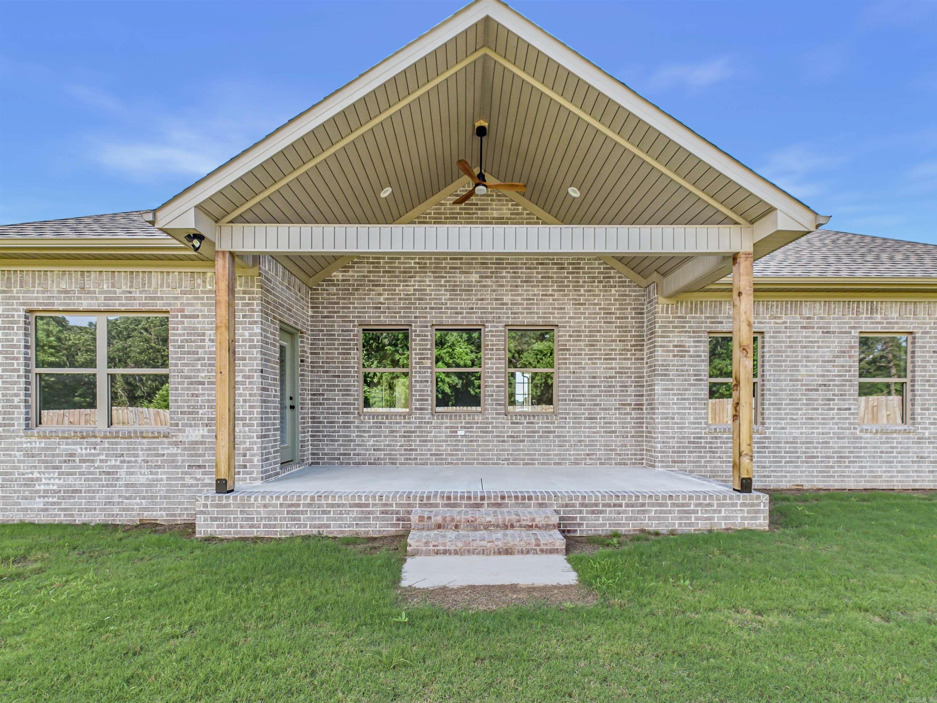 East Meadows - Residential