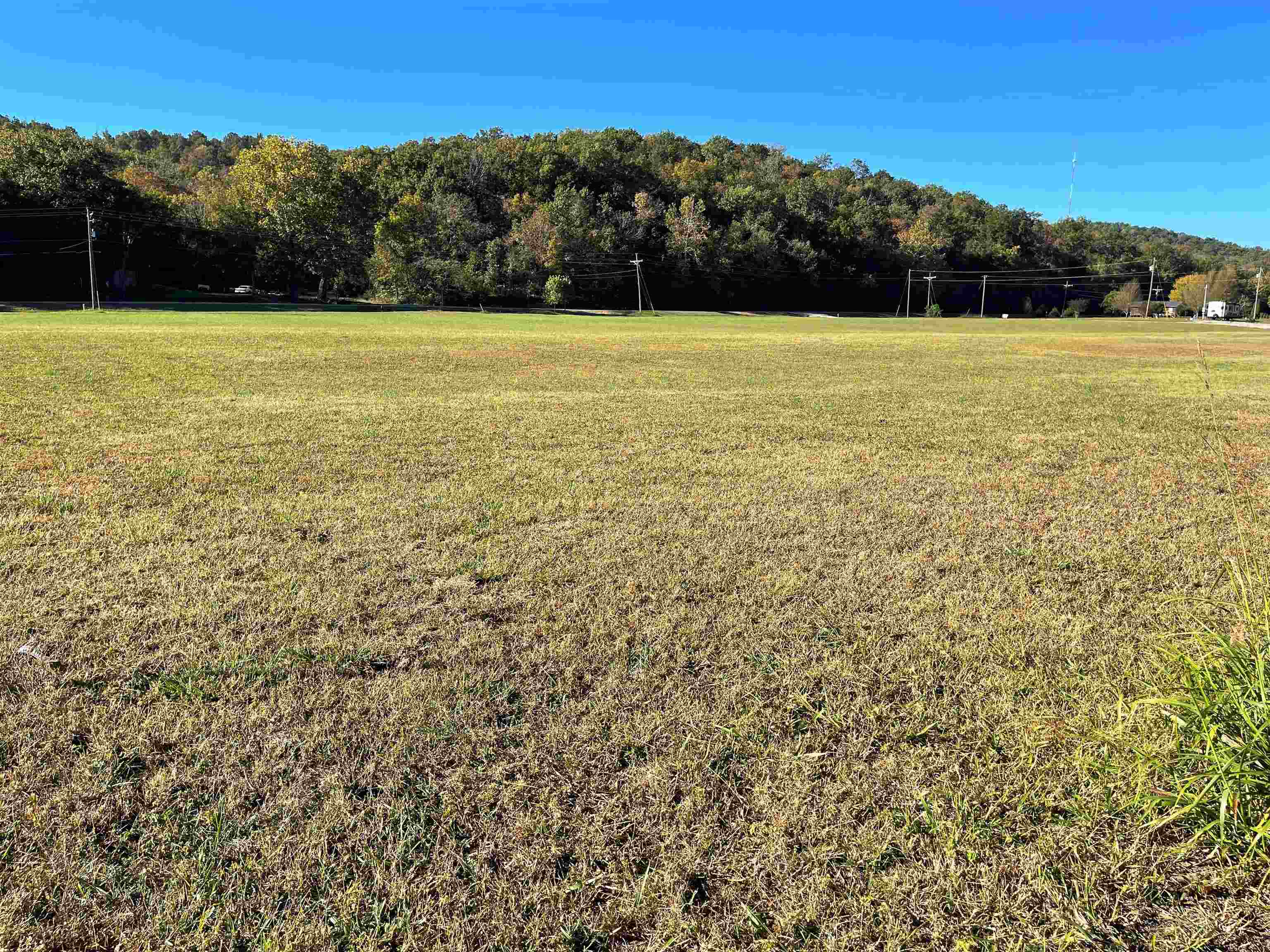 BUFORD BEACH - Land