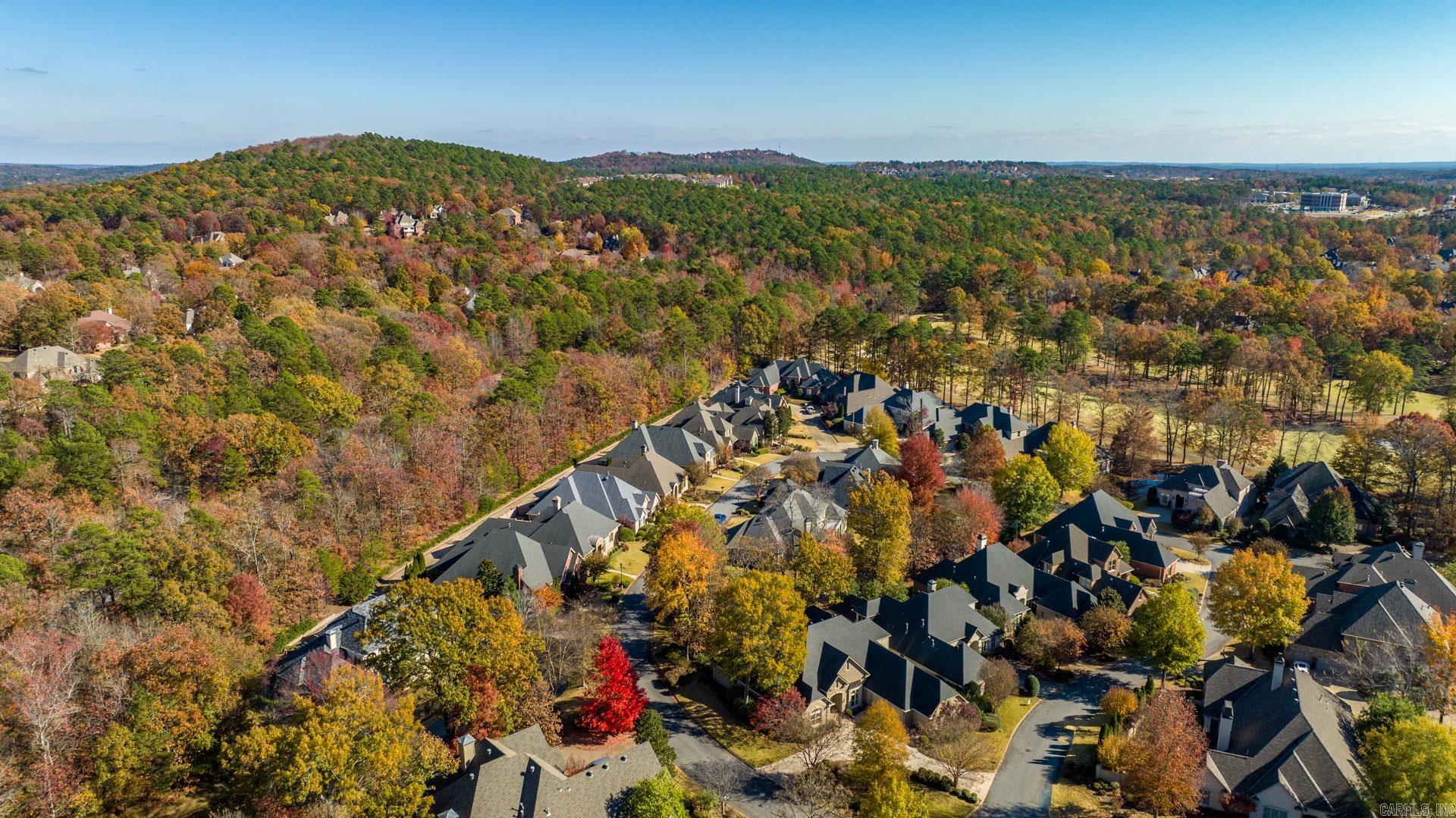 CHENAL VALLEY THE OAKS - Residential