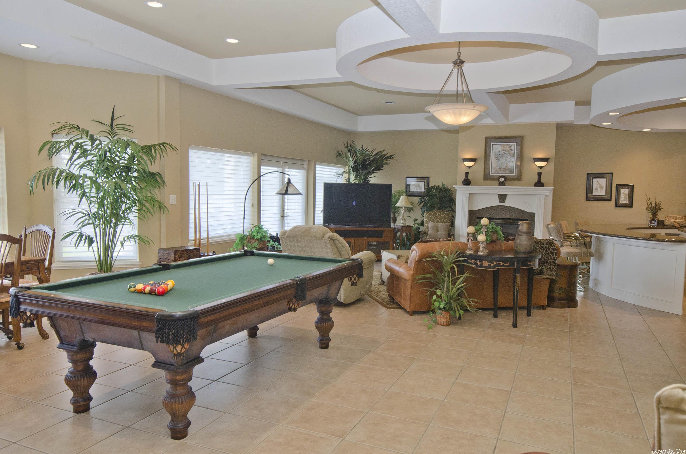 BAREFOOT BAY - Residential