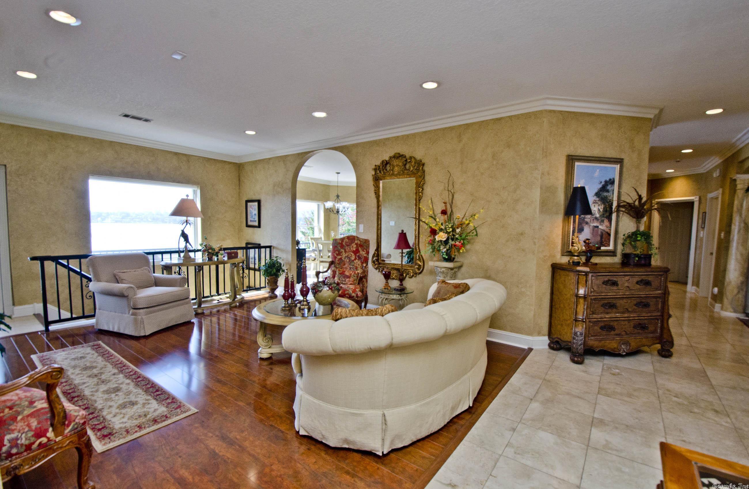 BAREFOOT BAY - Residential