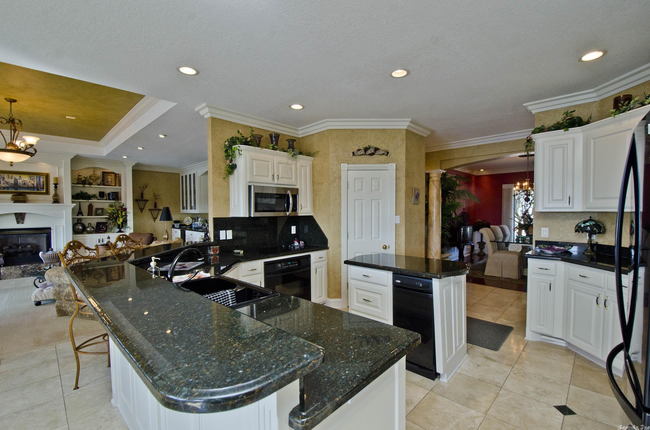 BAREFOOT BAY - Residential
