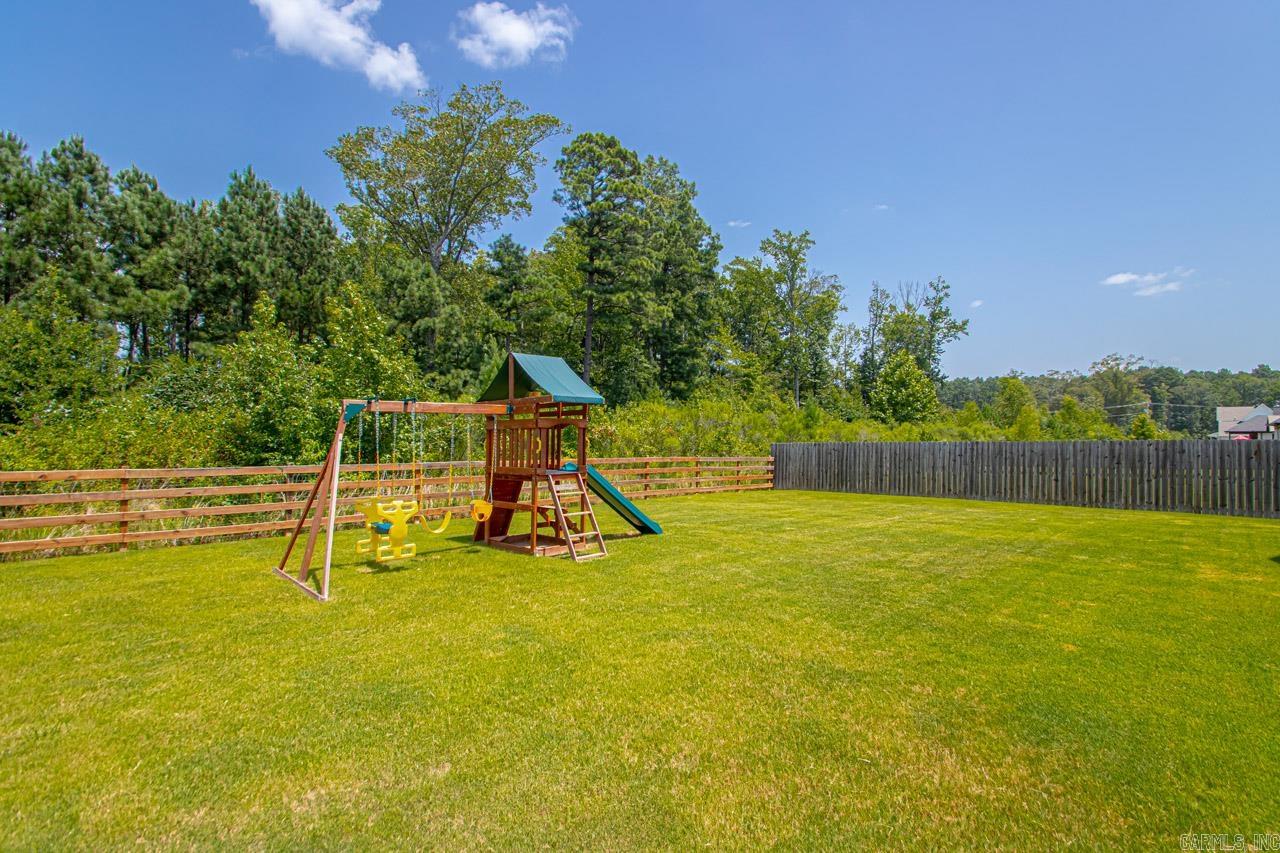 CREEKSIDE - Residential