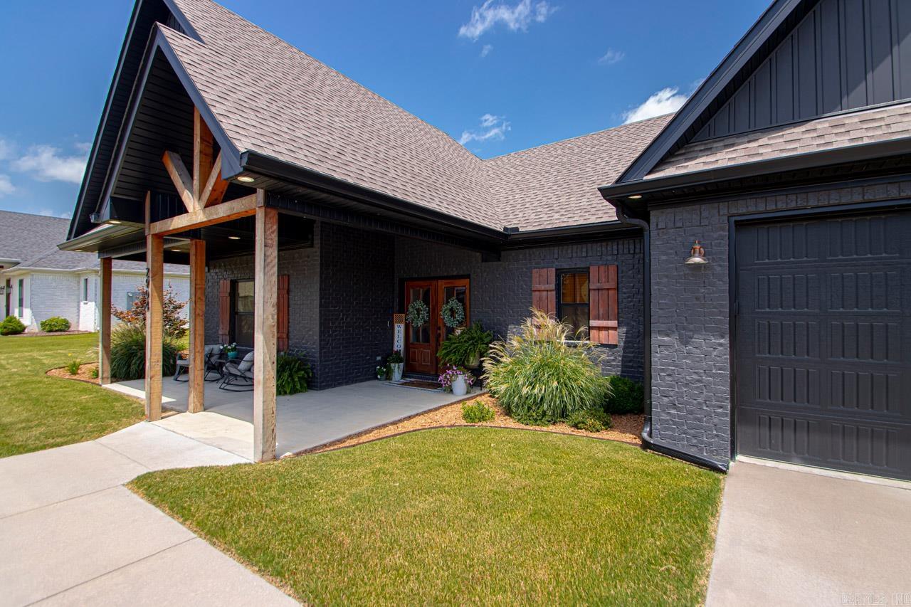CREEKSIDE - Residential
