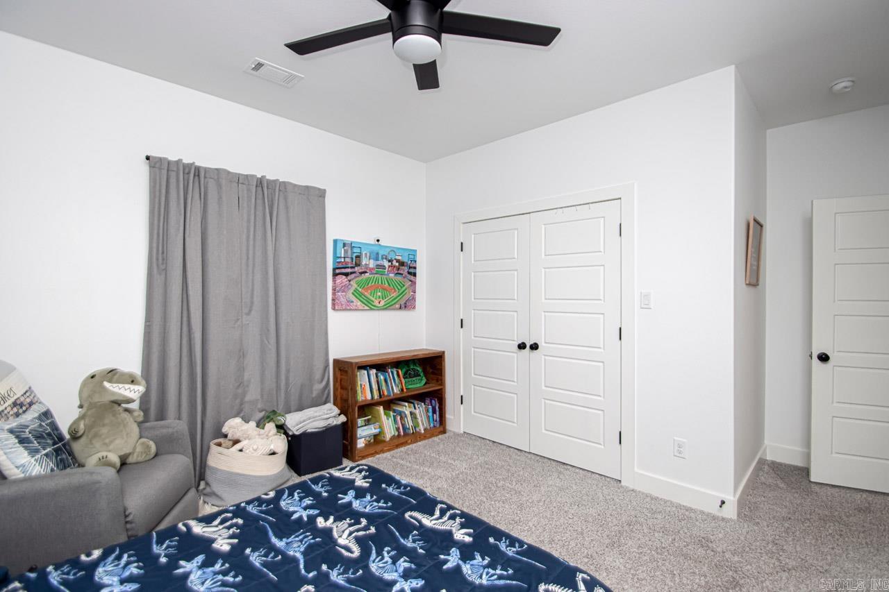 CREEKSIDE - Residential
