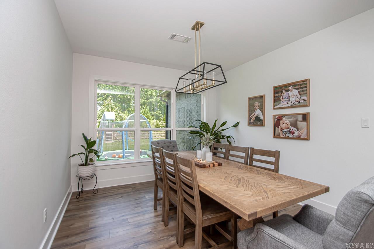 CREEKSIDE - Residential