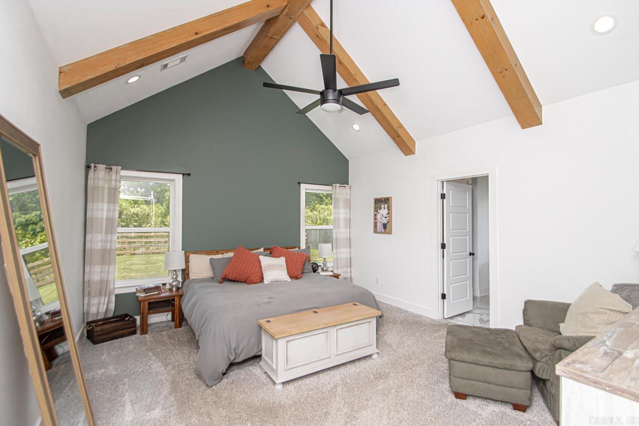 CREEKSIDE - Residential