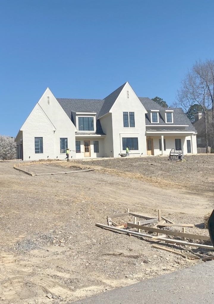 New Construction in one of Little Rock's premier neighborhoods.This home was conceived to be comfortable and practical for everyday life and entertaining, without compromising on style. The main level features a LR, DR, open kitchen, den, guest suite and sumptuous owner's suite w/adjoining study. Upstairs has two additional bedroom suites & game or media room. Opportunity to complete additional 719 sq ft into living space. The grounds can accommodate a pool, tennis court & recreational areas.