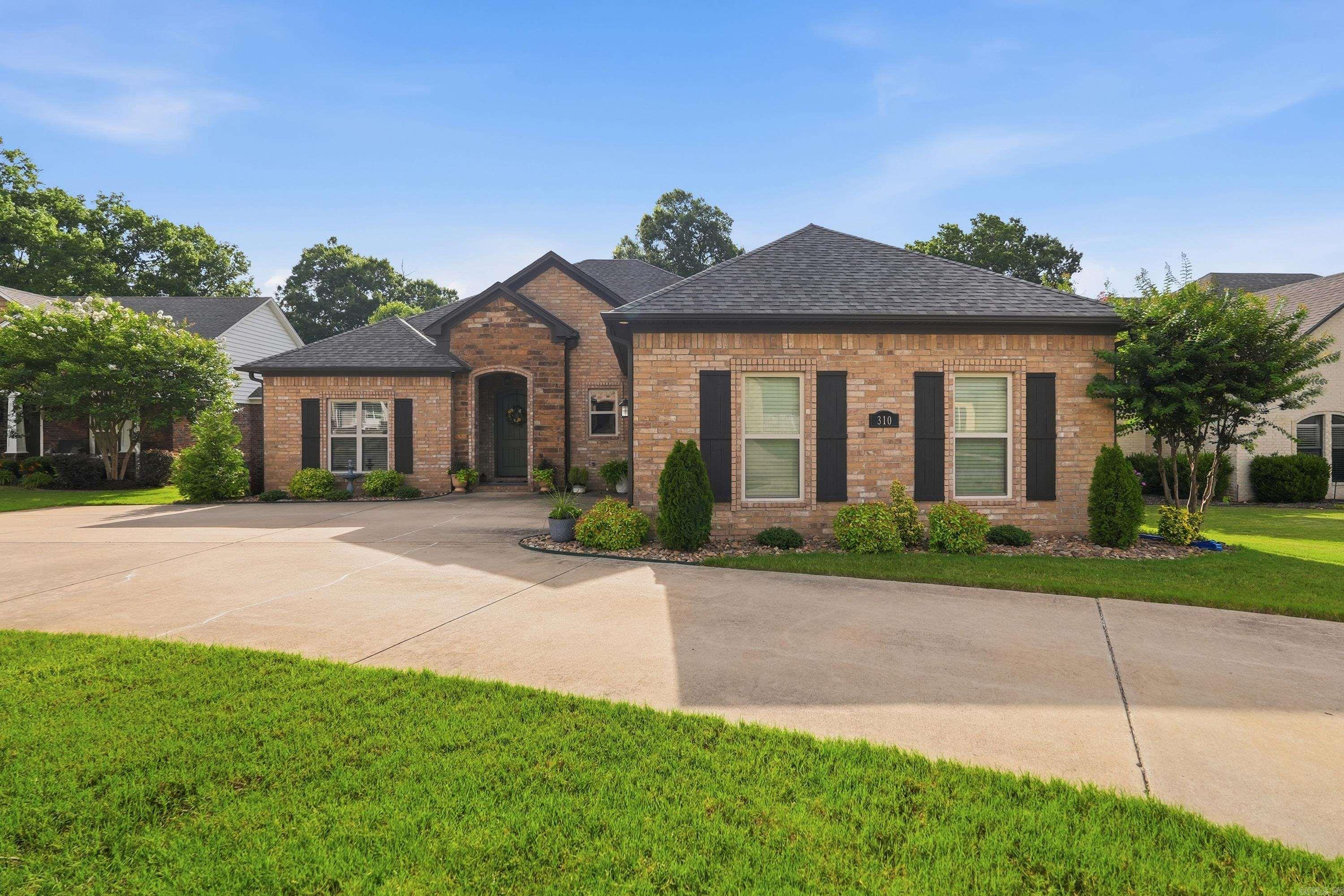 CHAPEL CREEK - Residential