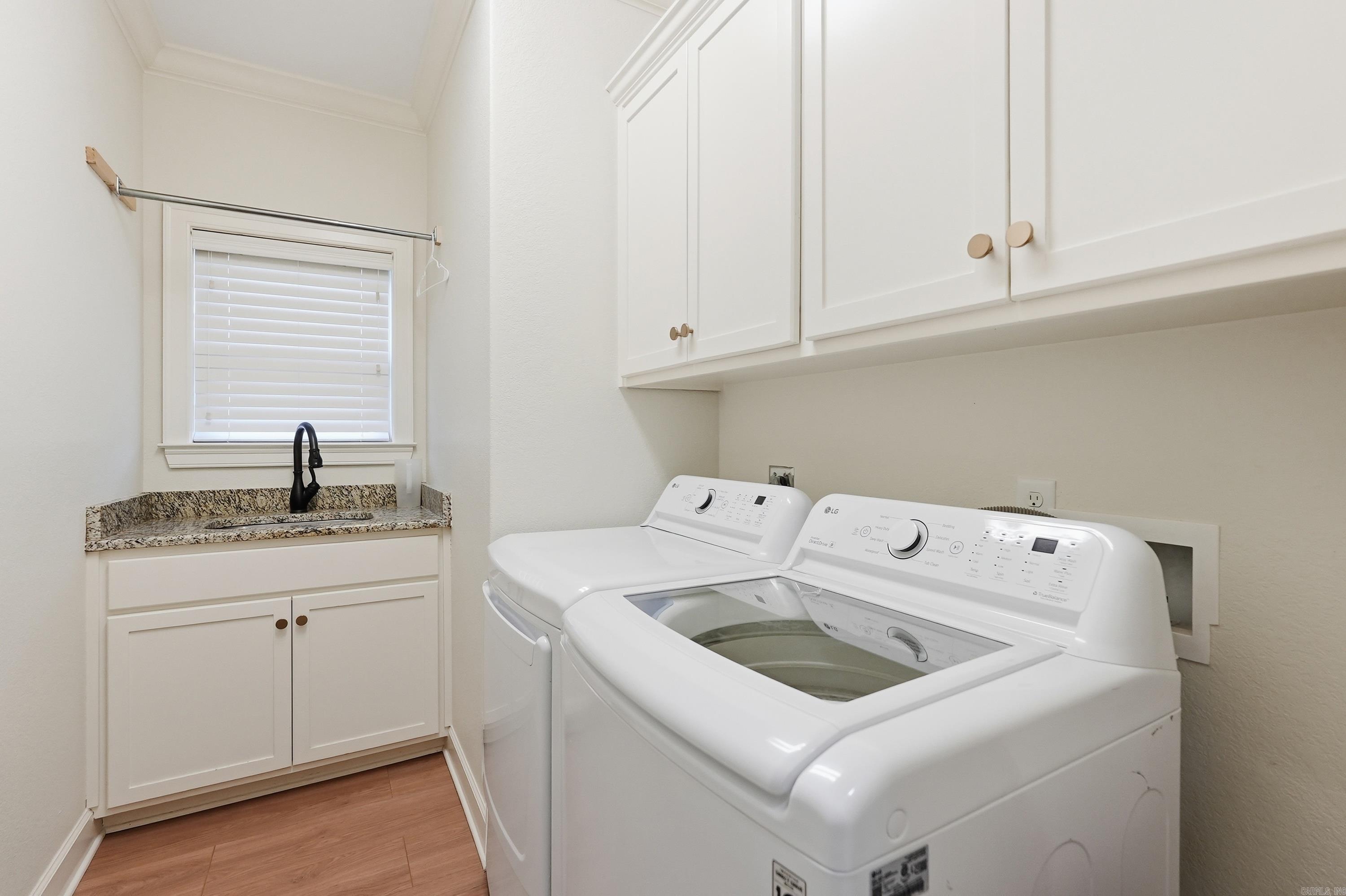 CHAPEL CREEK - Residential