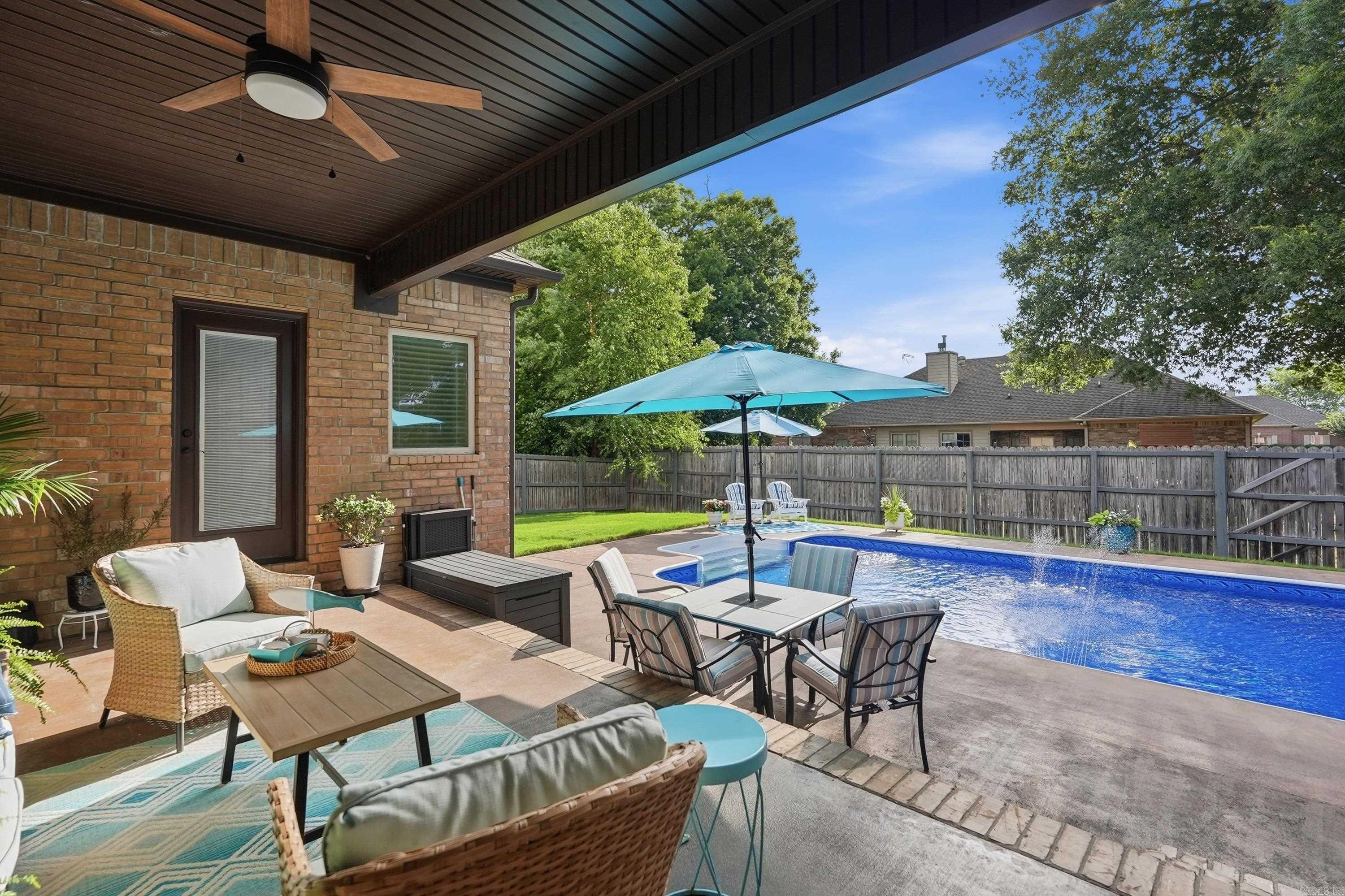 CHAPEL CREEK - Residential