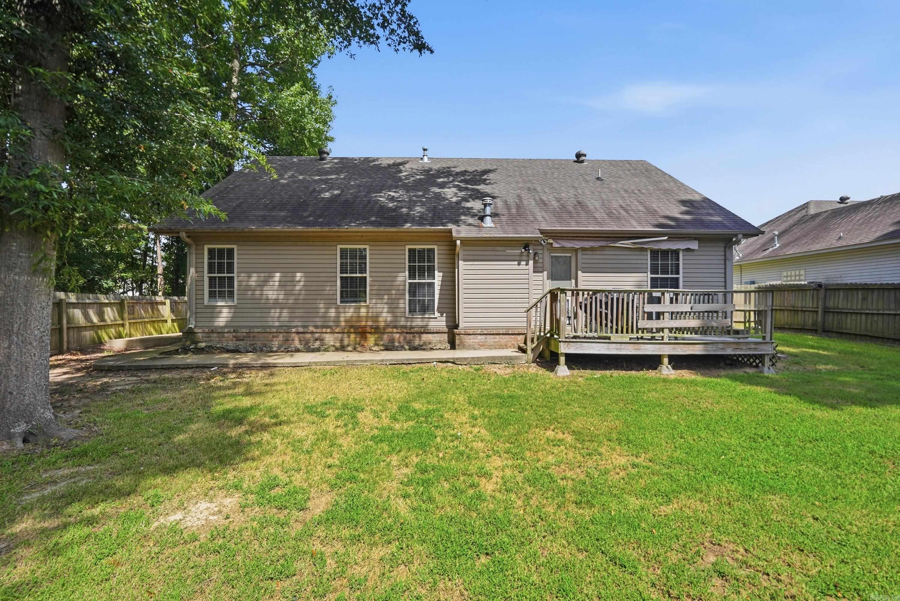 MADISON VILLAGE - Residential