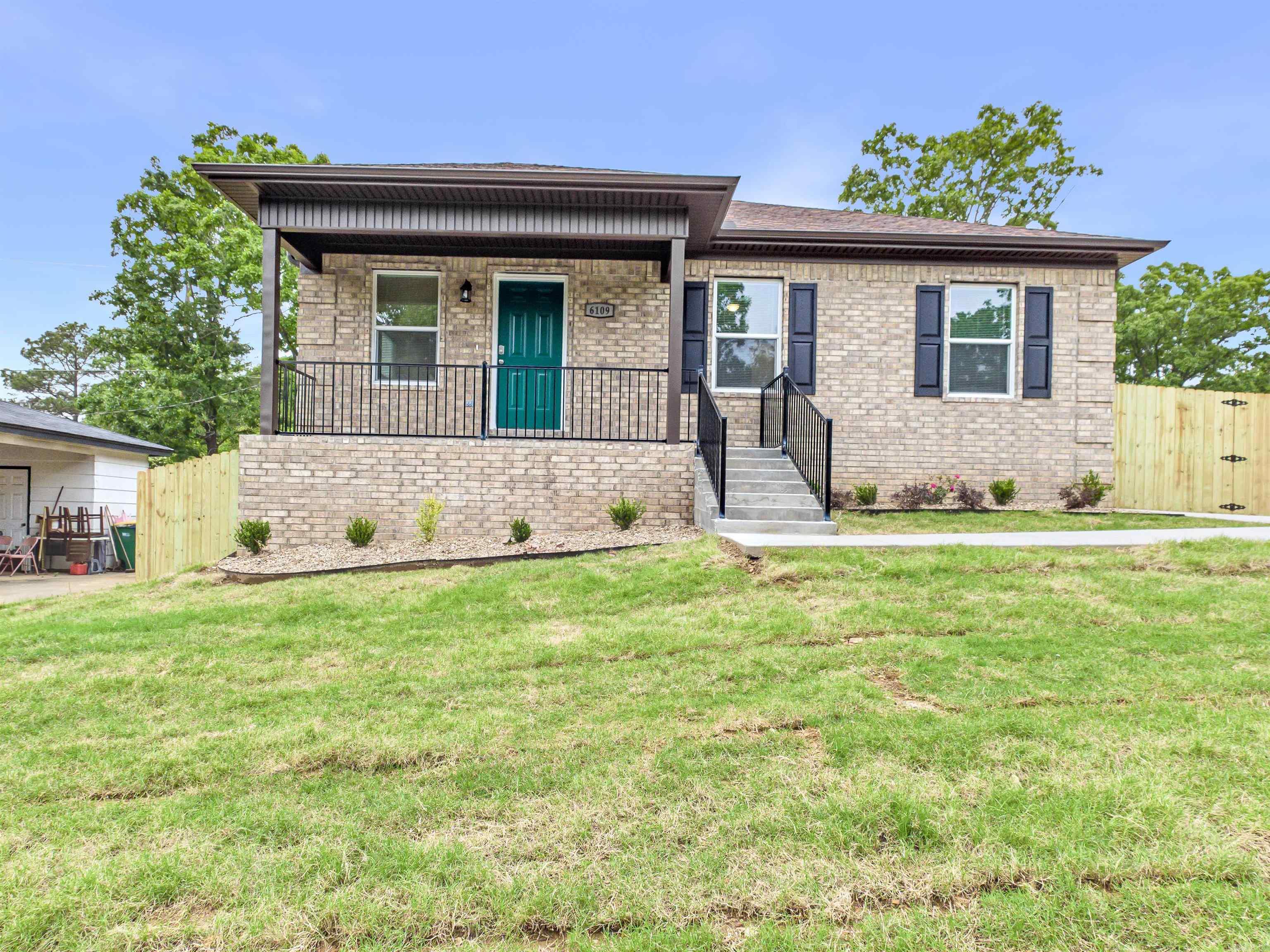 "NEW CONSTRCUTION MOVE IN READY" Wow what a wonderful location and curb appeal all that is missing is your personal touches.  Ask about ADFA 15K down payment and closing costs assistance 5% interest for qualified buyers program!!