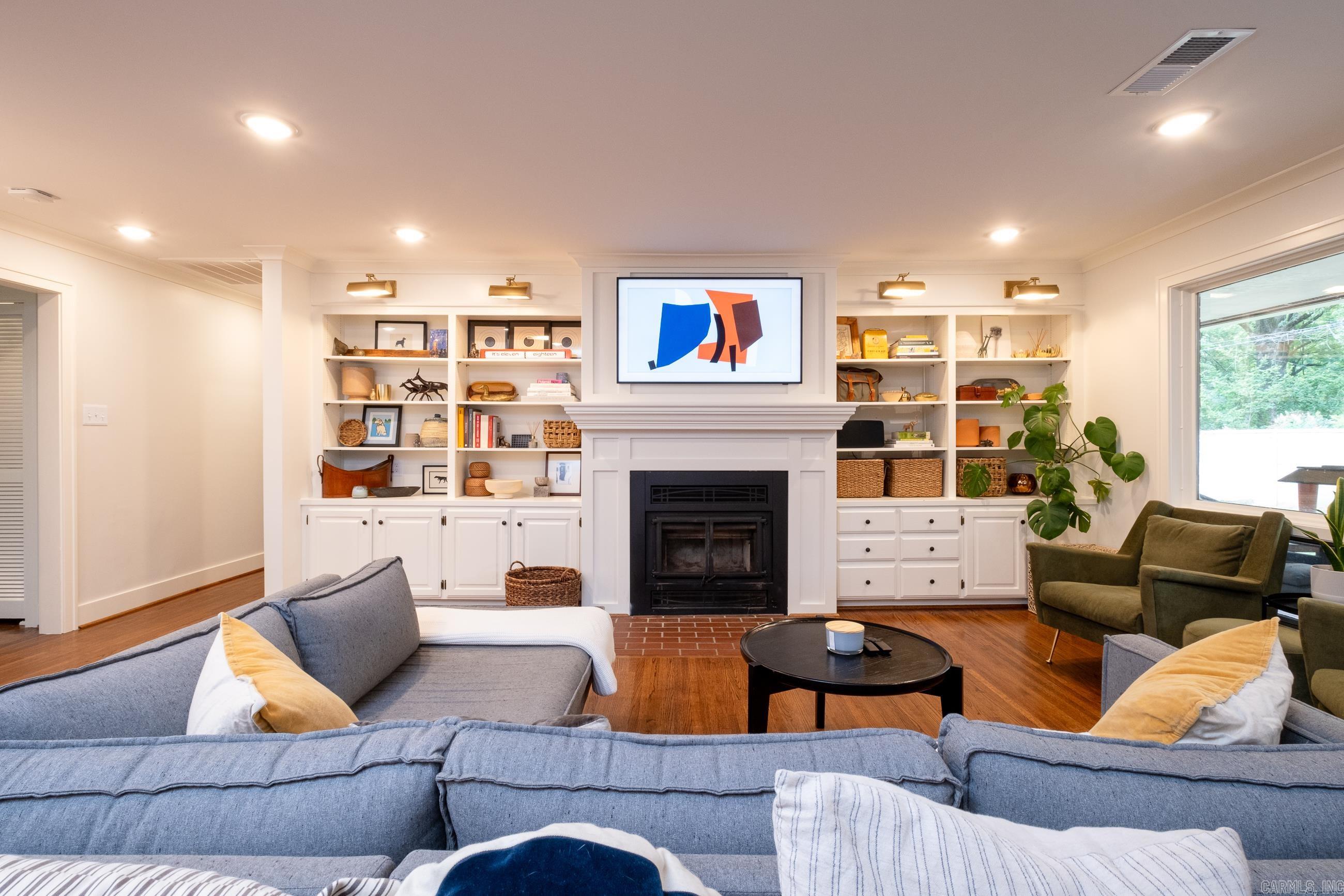 PALISADE ESTATE - Residential