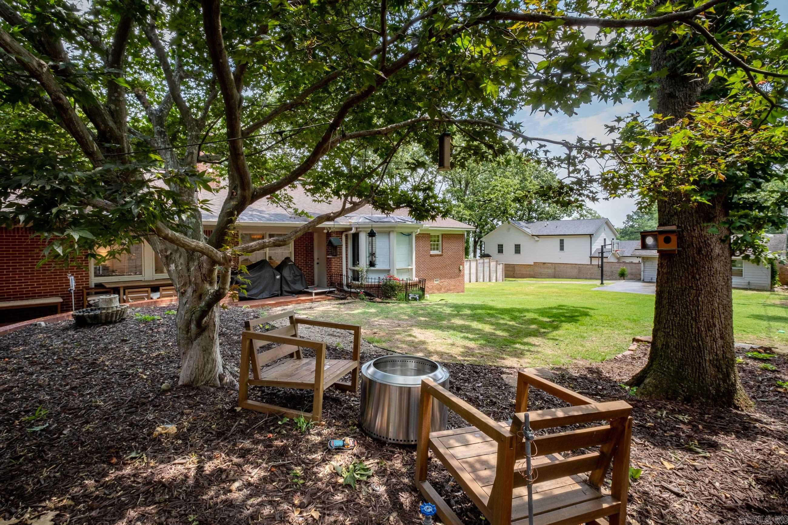 PALISADE ESTATE - Residential