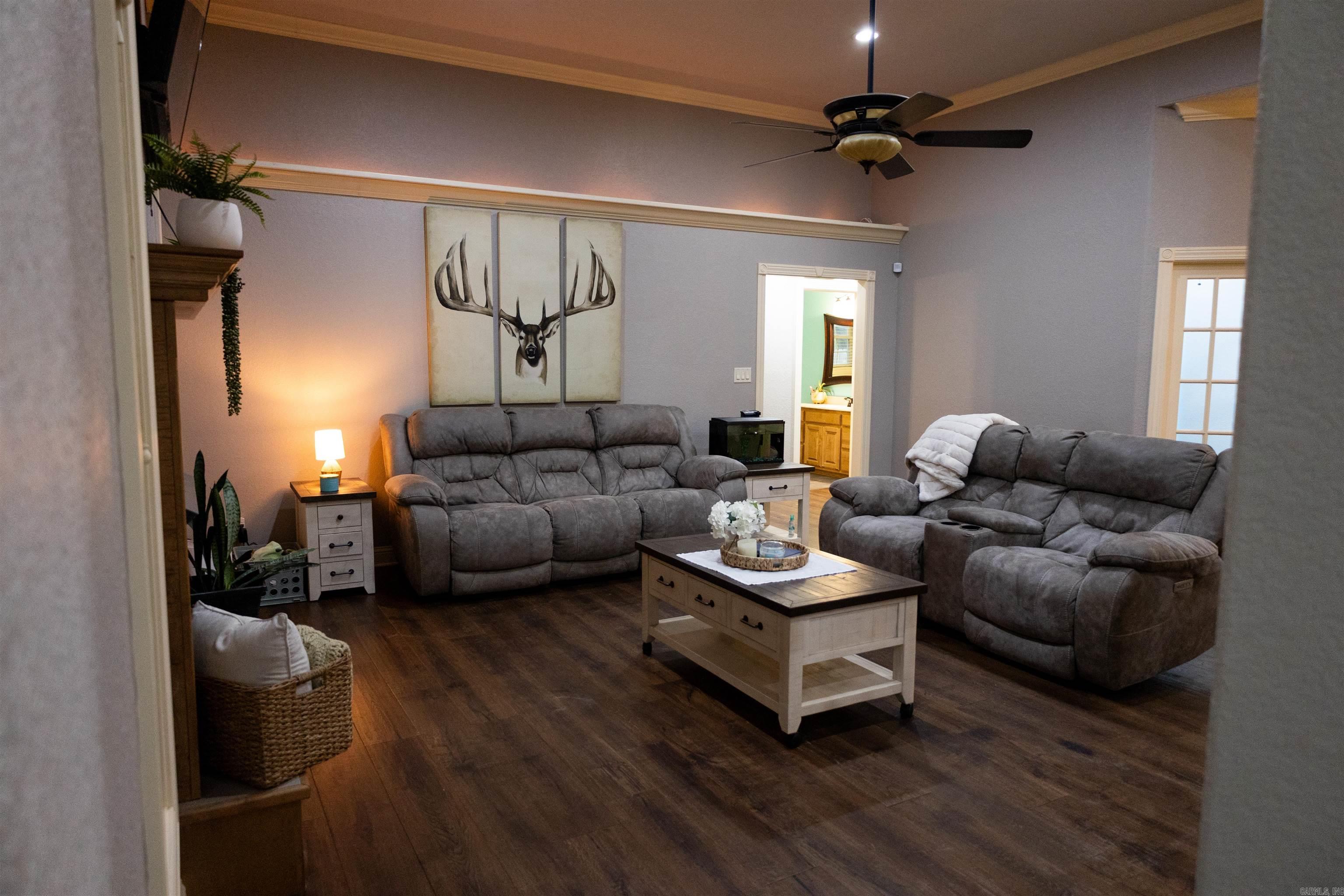 PARKWAY VILLAGE - Residential