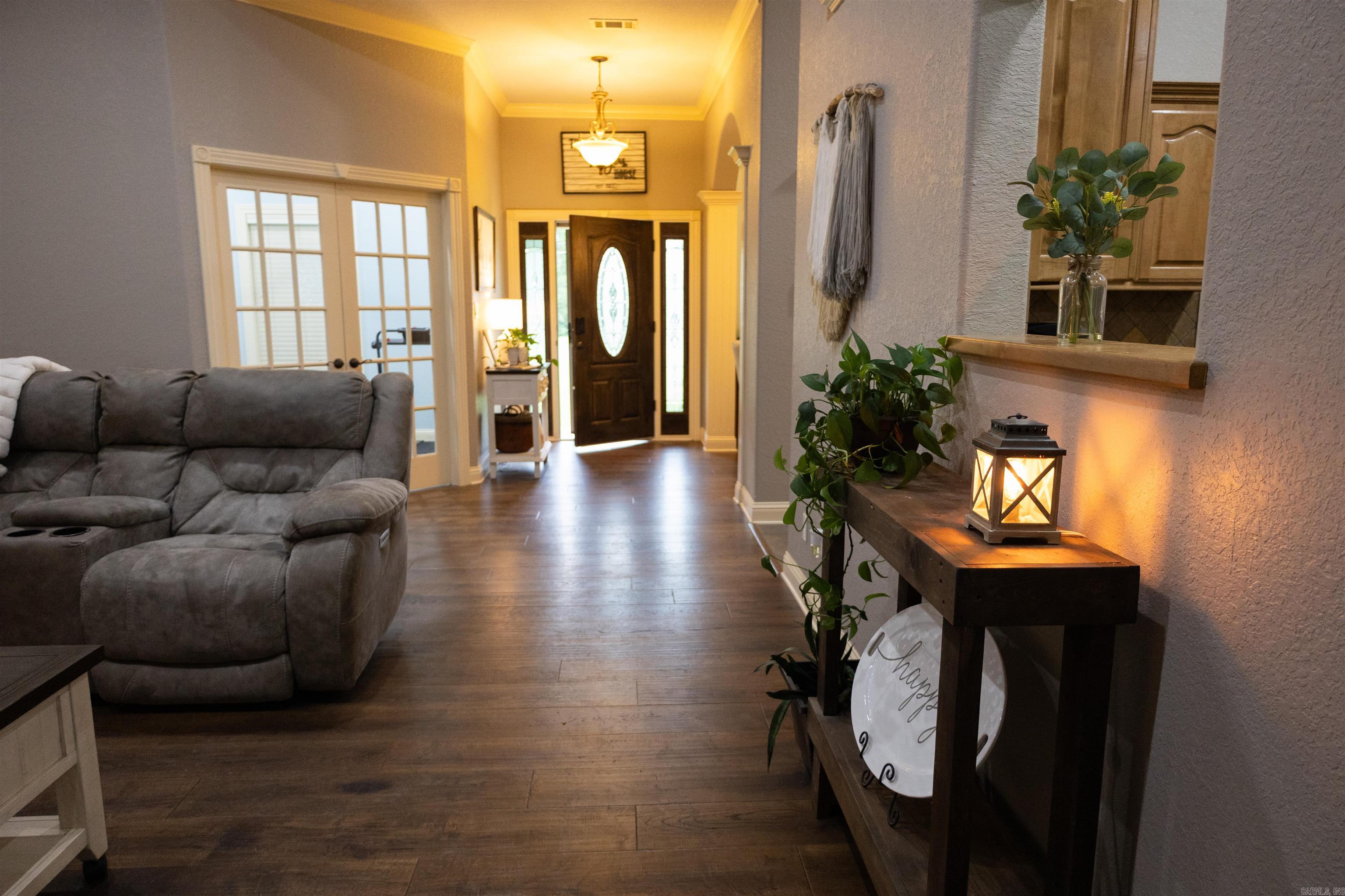PARKWAY VILLAGE - Residential