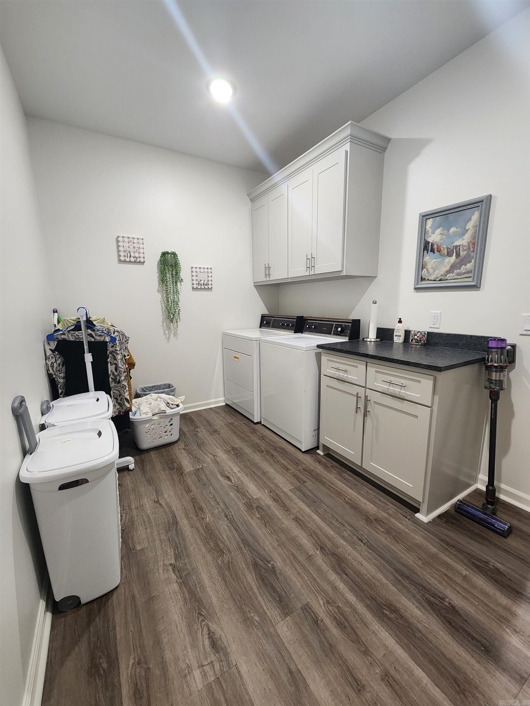 EAGLE RIDGE ESTATES - Residential