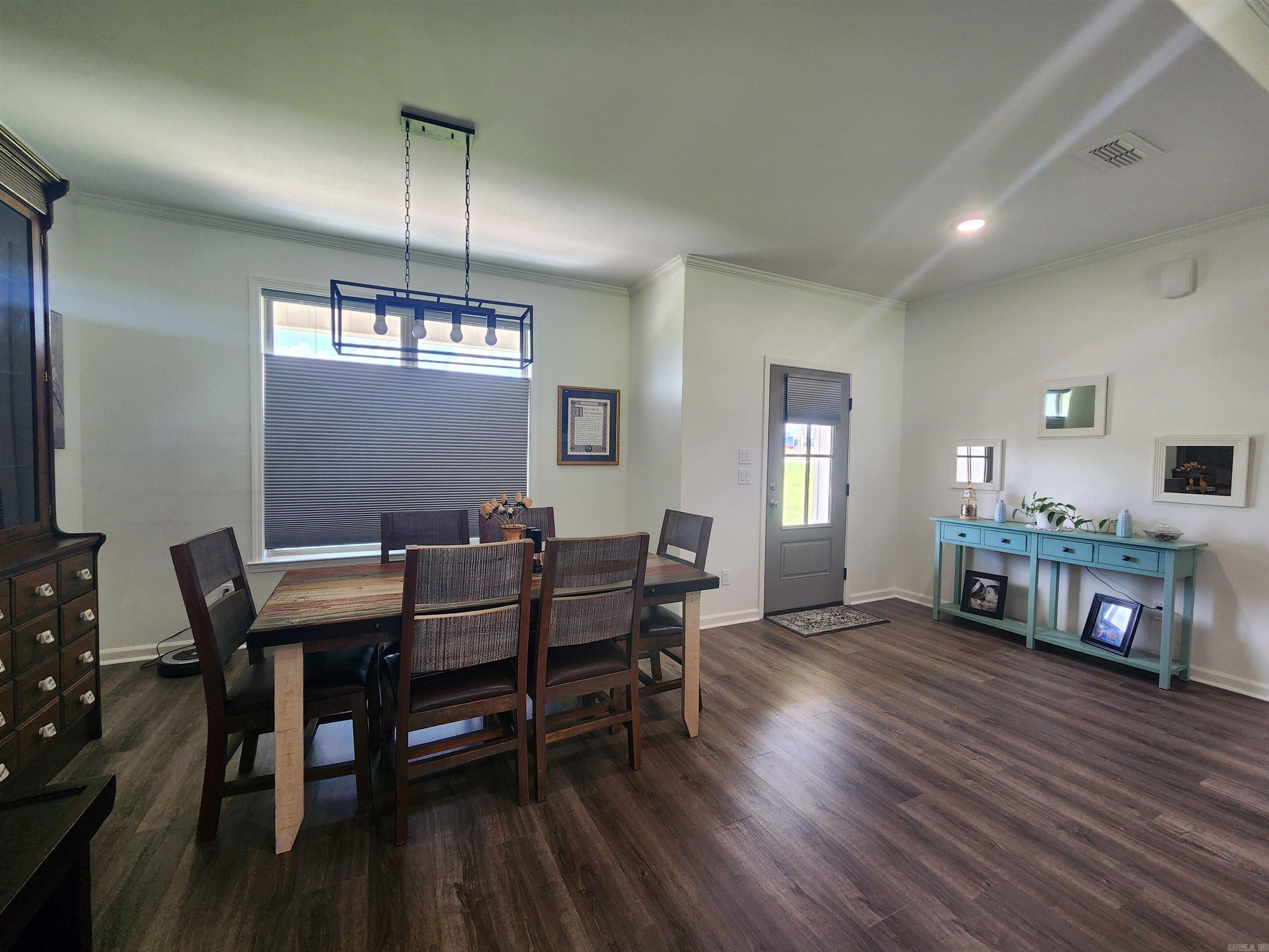 EAGLE RIDGE ESTATES - Residential