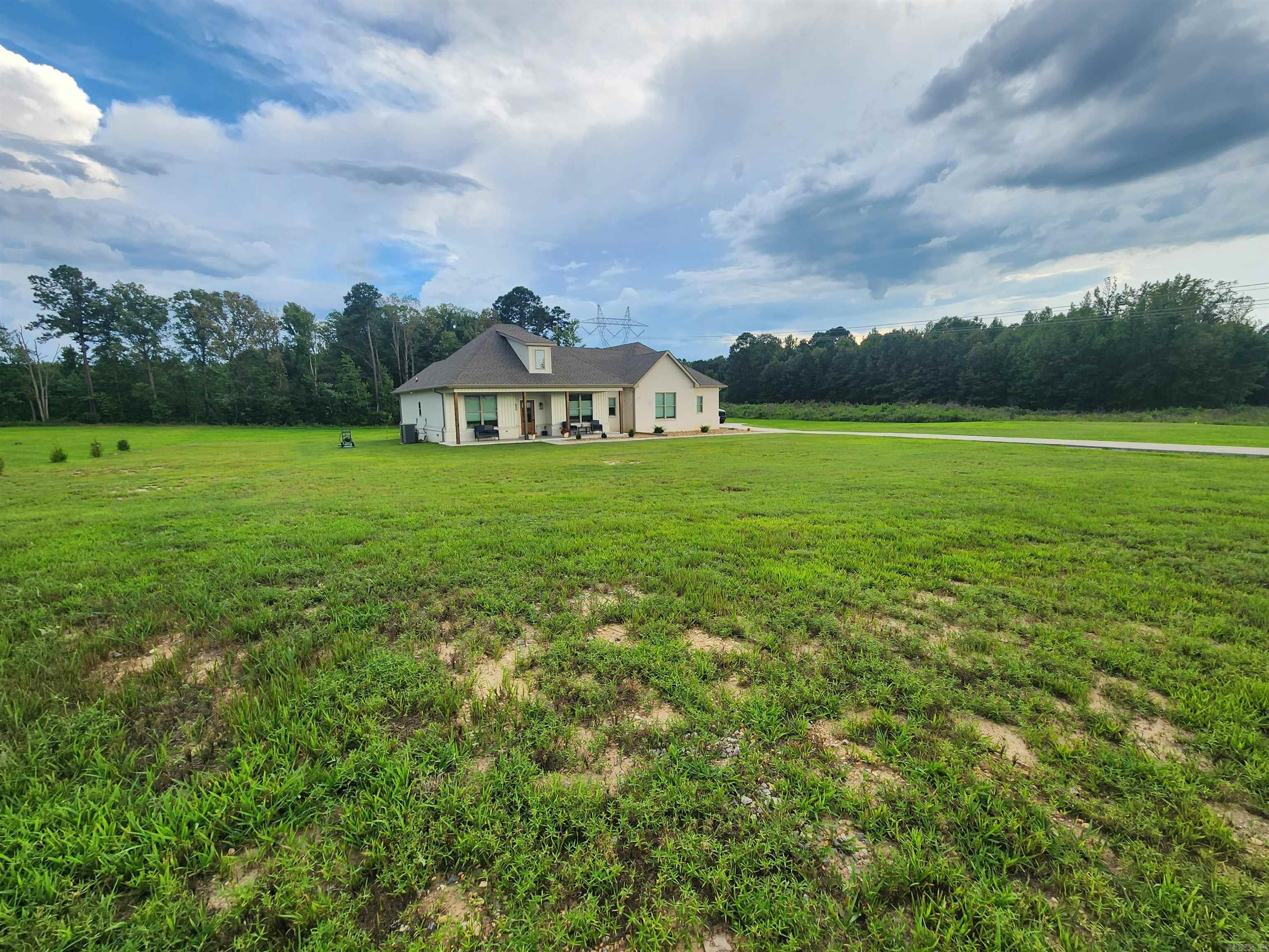 EAGLE RIDGE ESTATES - Residential