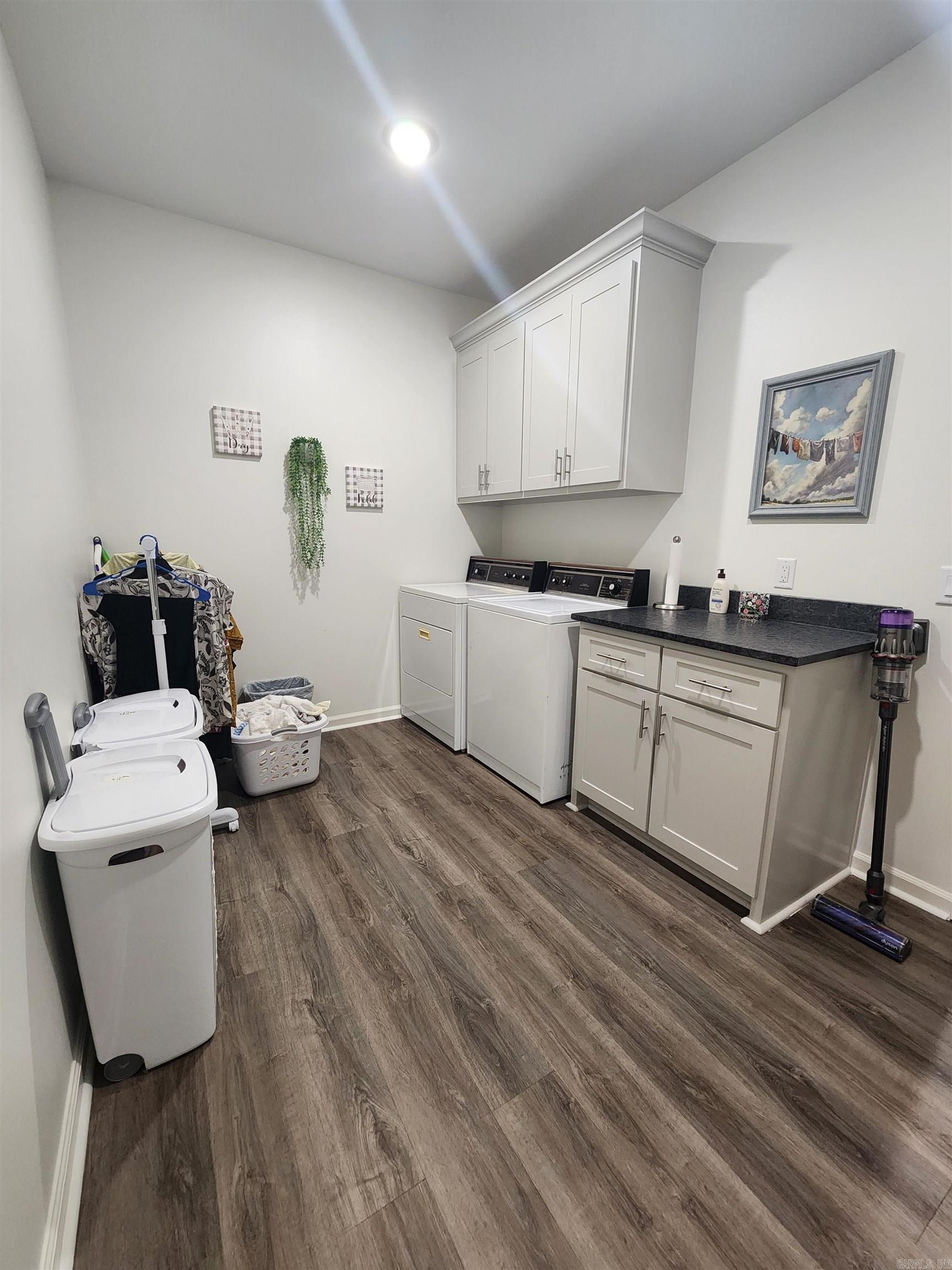 EAGLE RIDGE ESTATES - Residential
