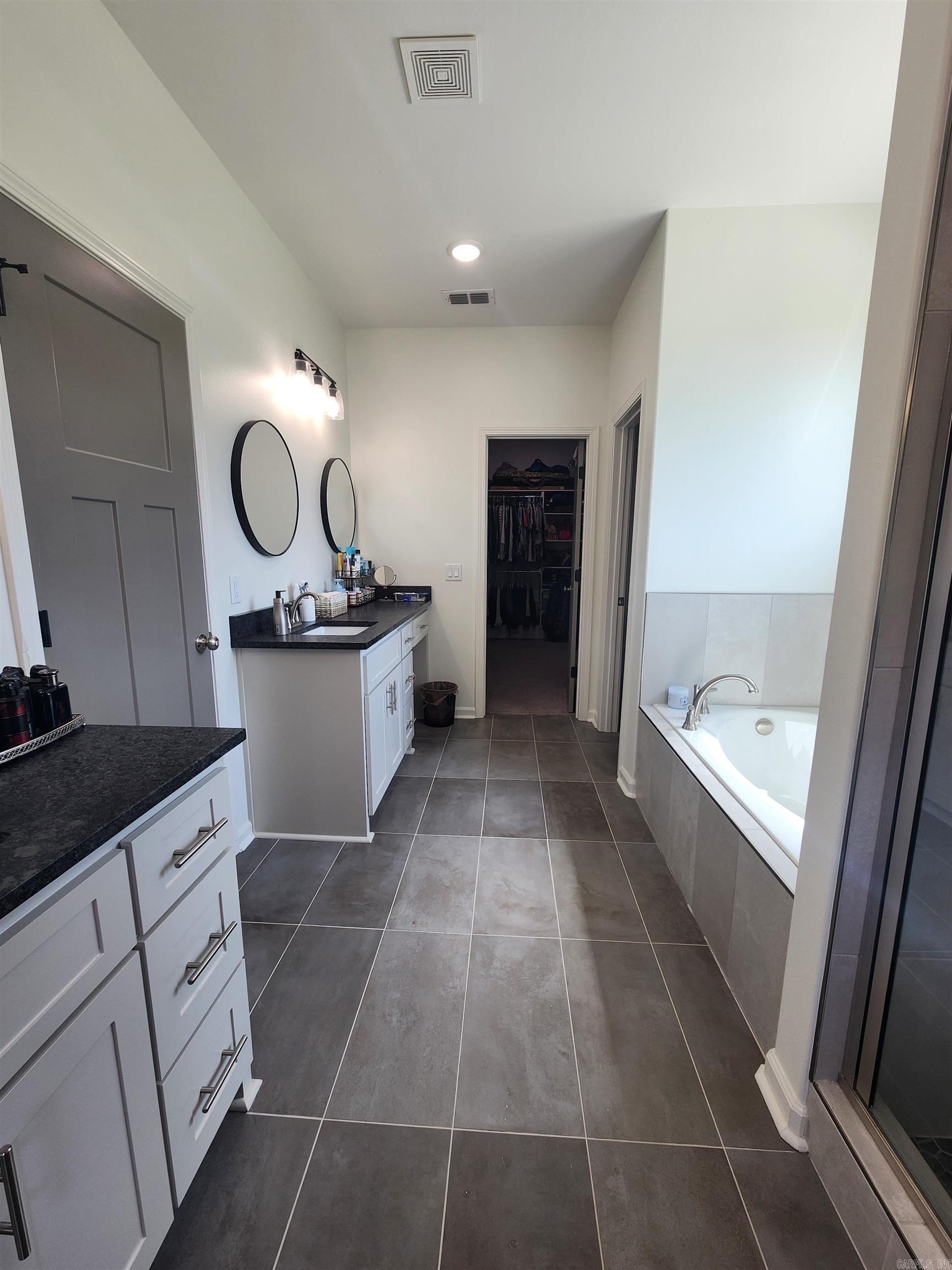 EAGLE RIDGE ESTATES - Residential