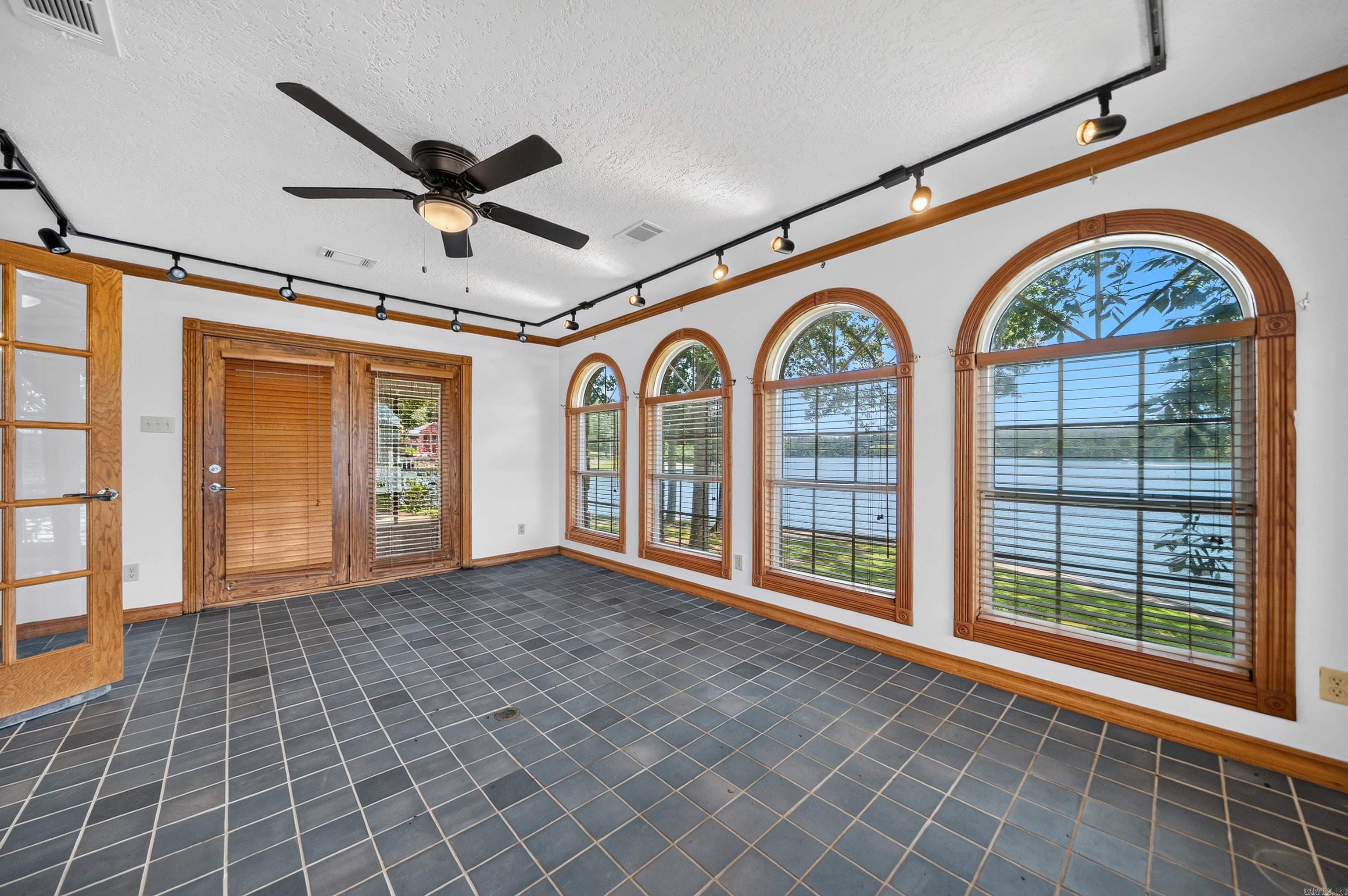 Duke Shores - Residential