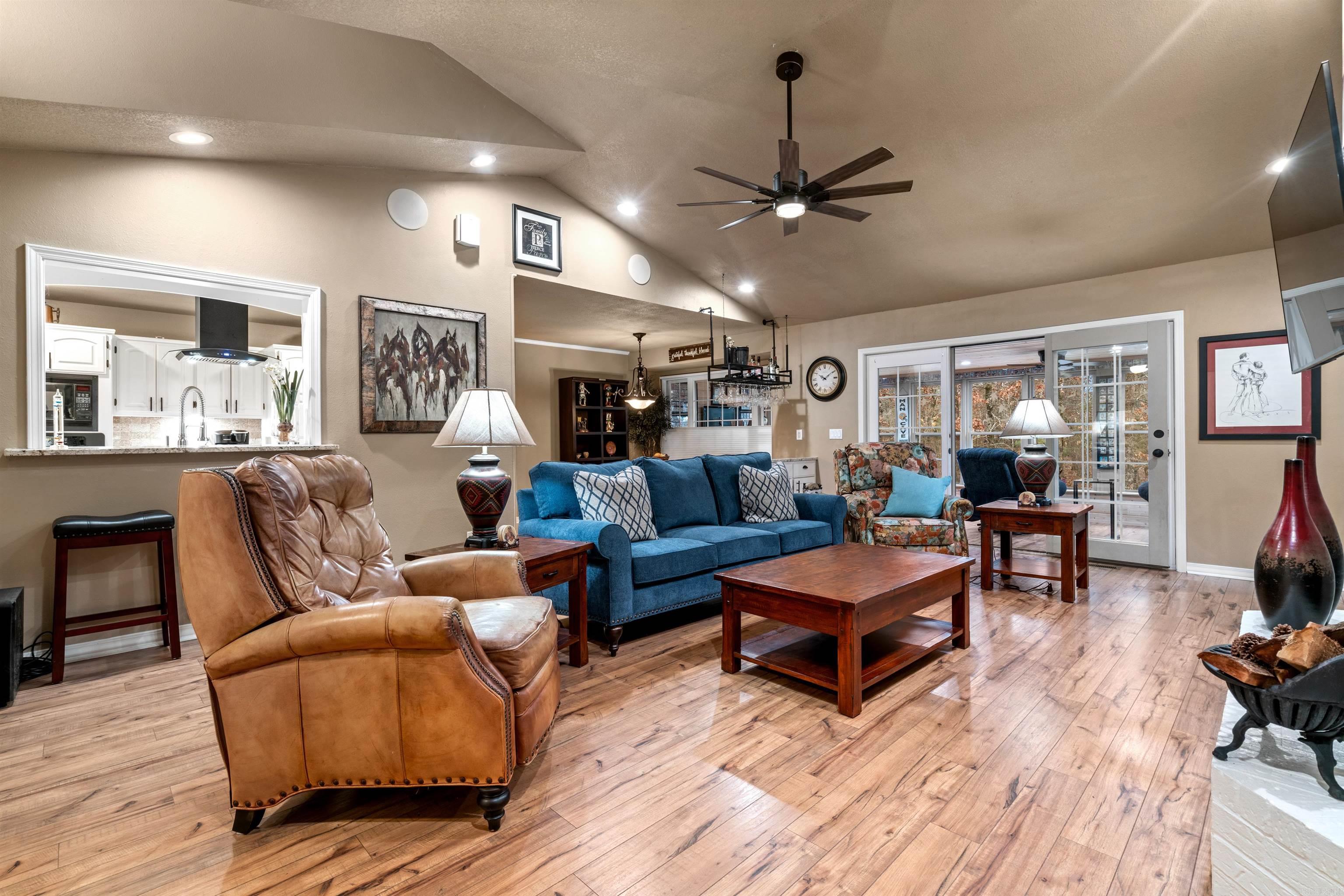Tiburon - Residential