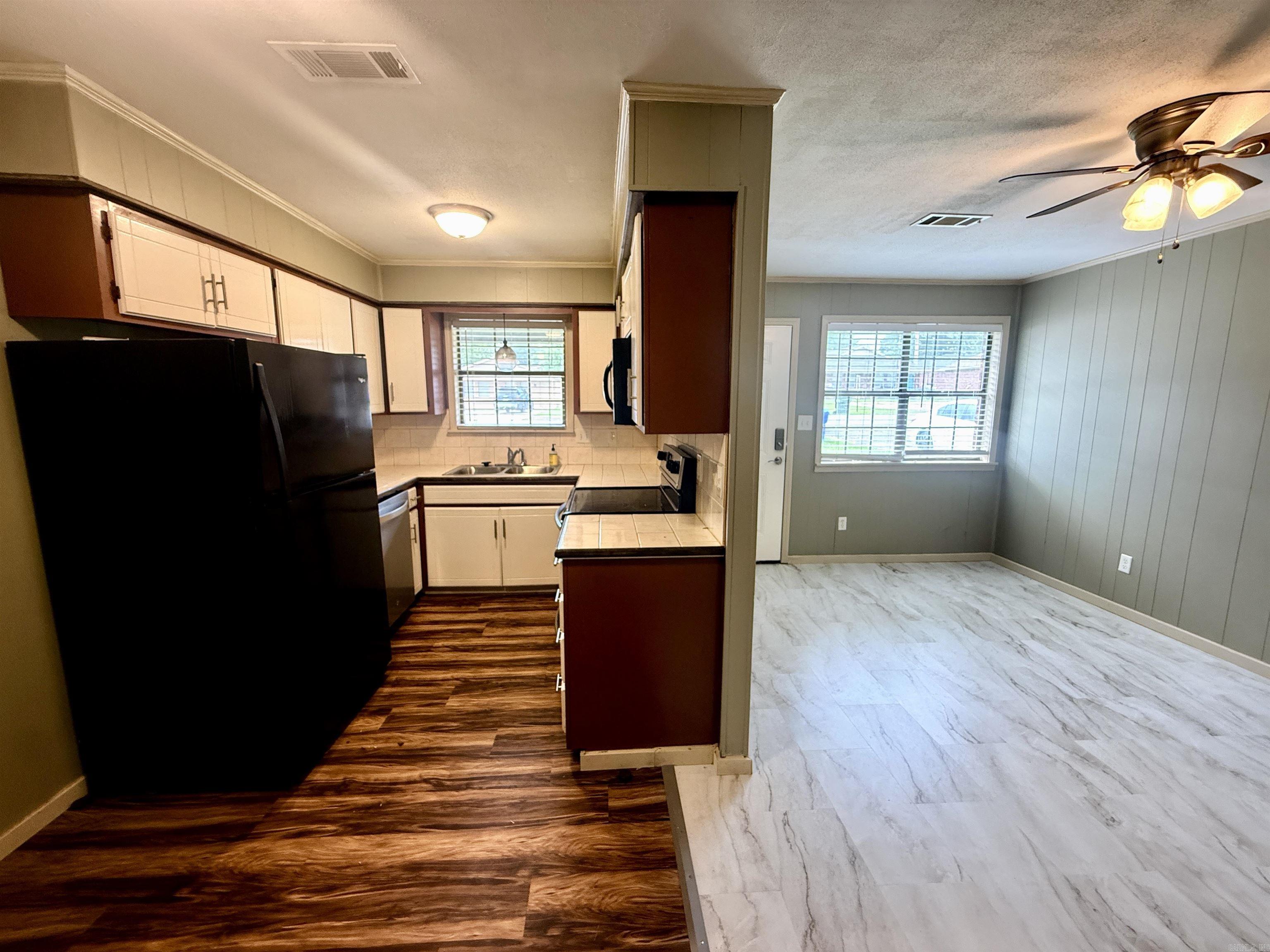 Linwood - Residential Lease