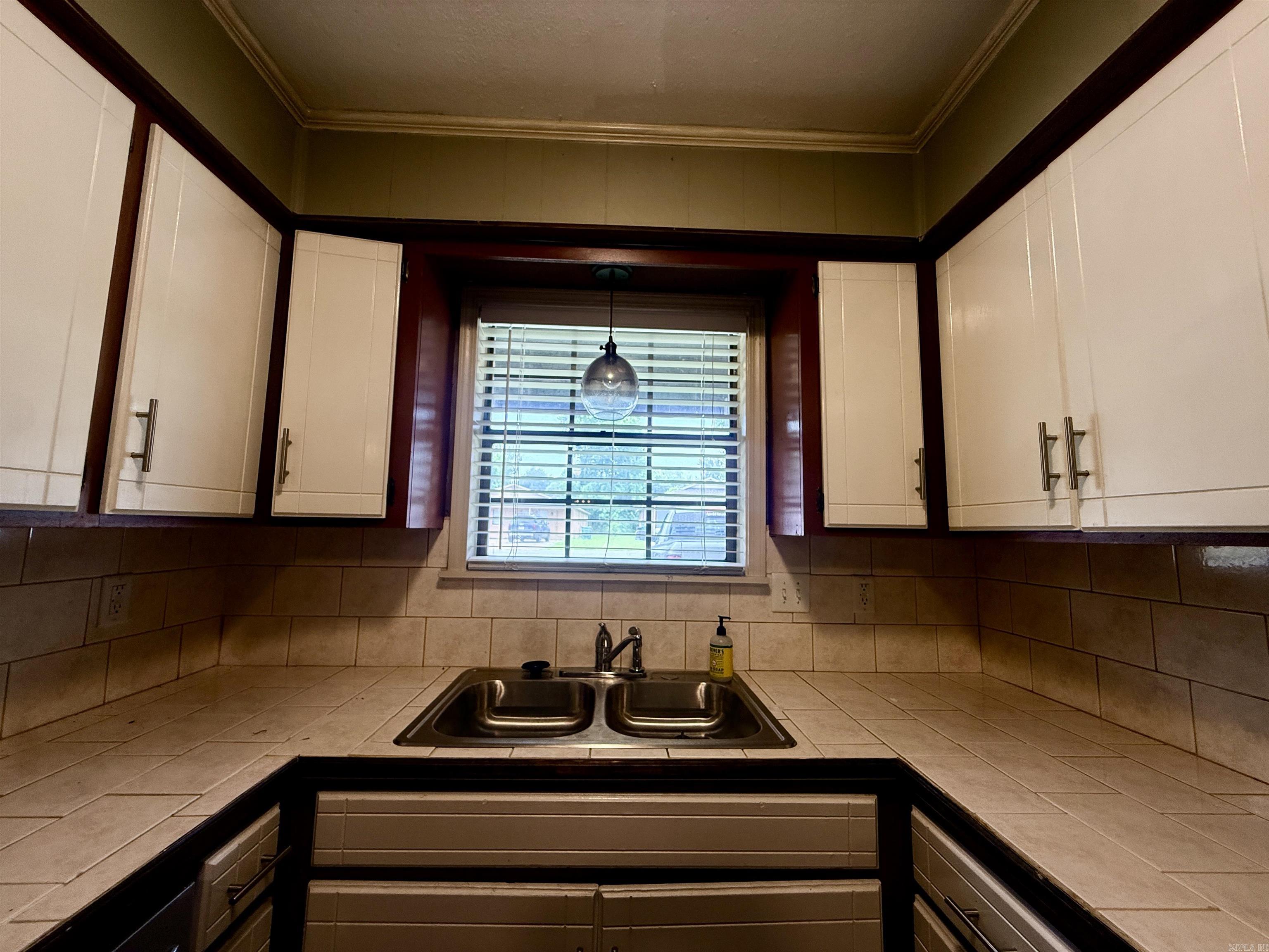 Linwood - Residential Lease