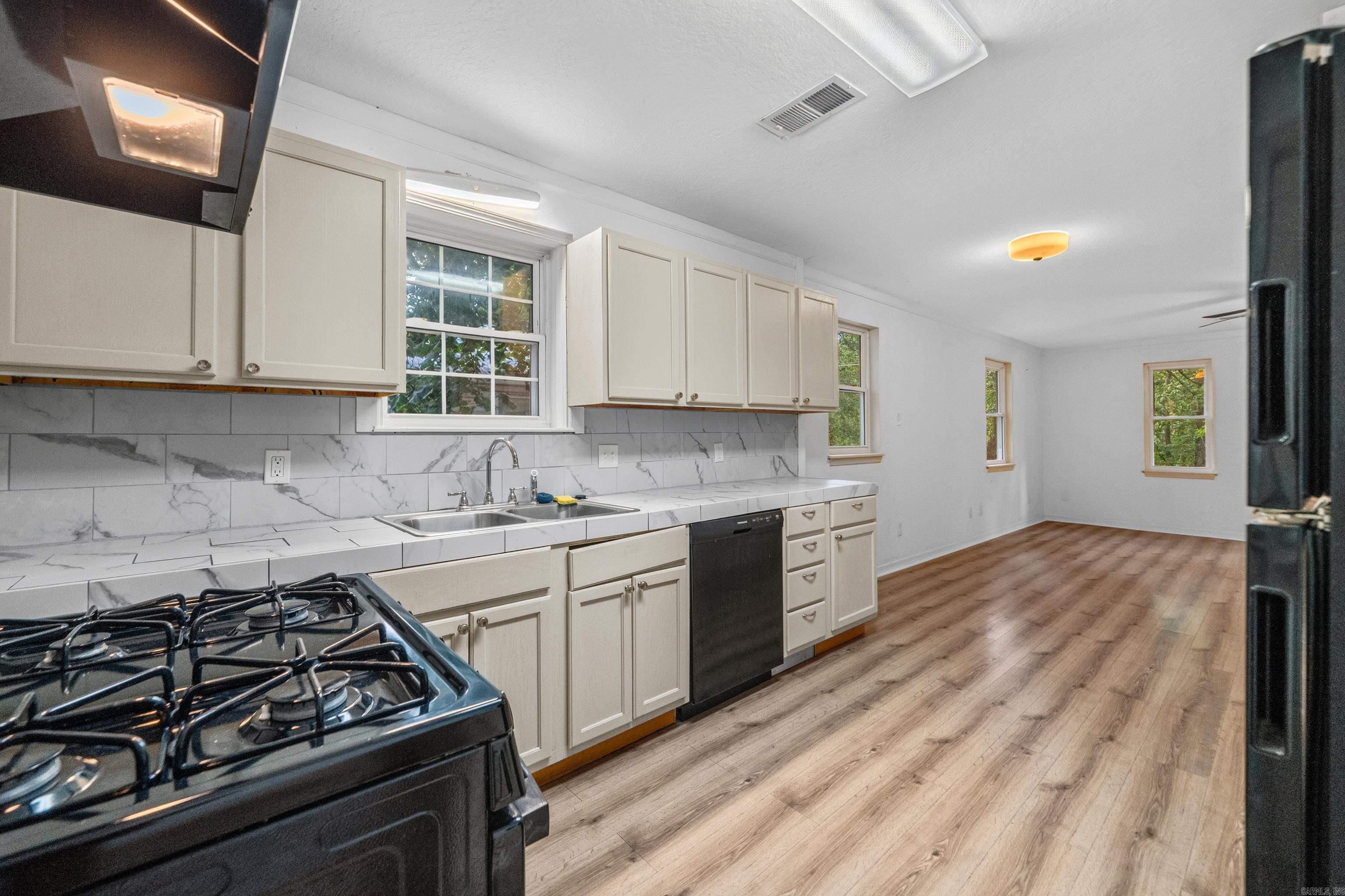 Forrest Hill - Residential
