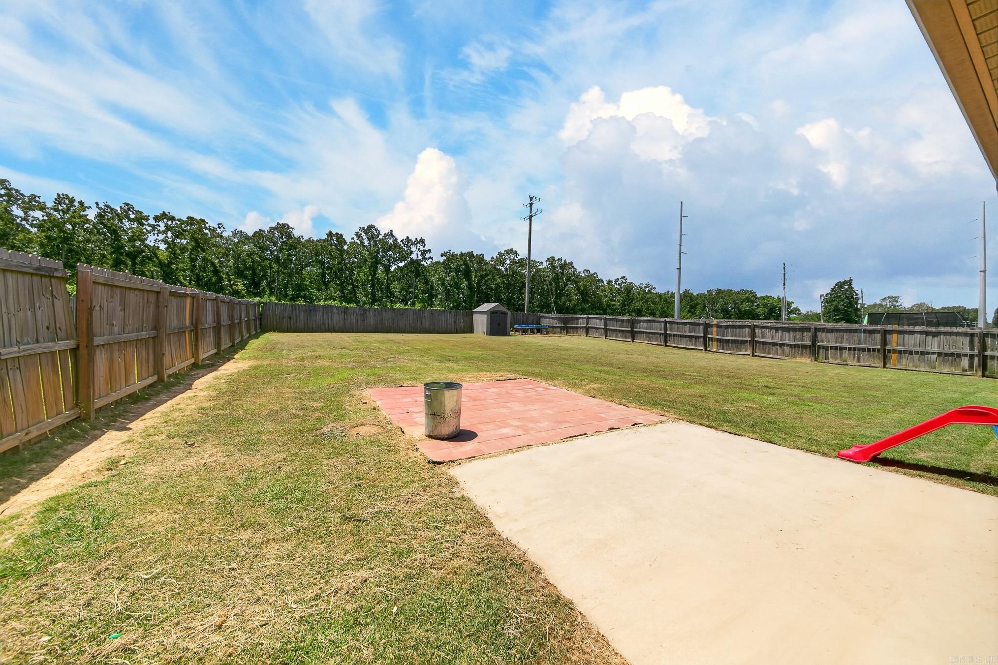CROSS CREEK - Residential