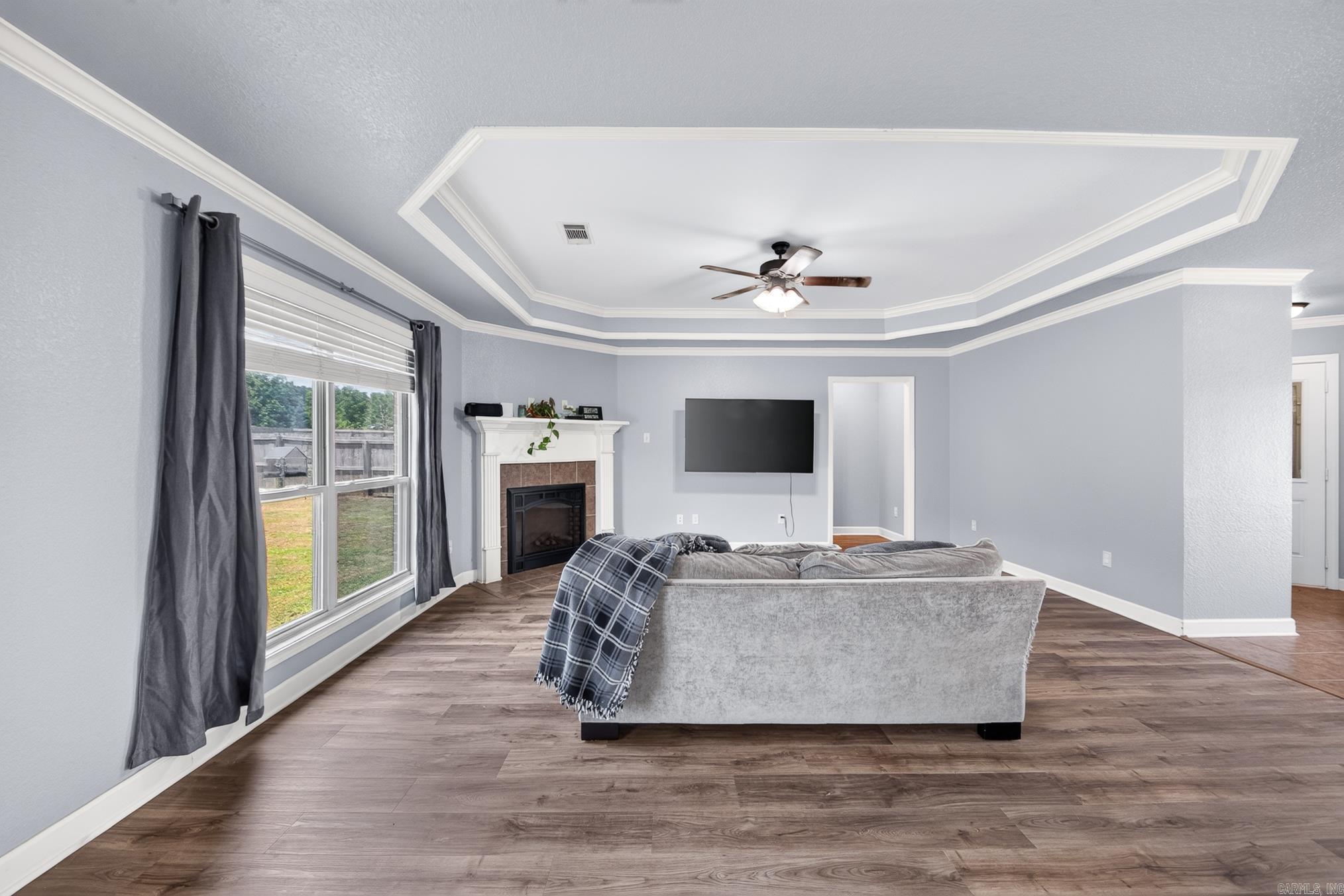 CROSS CREEK - Residential