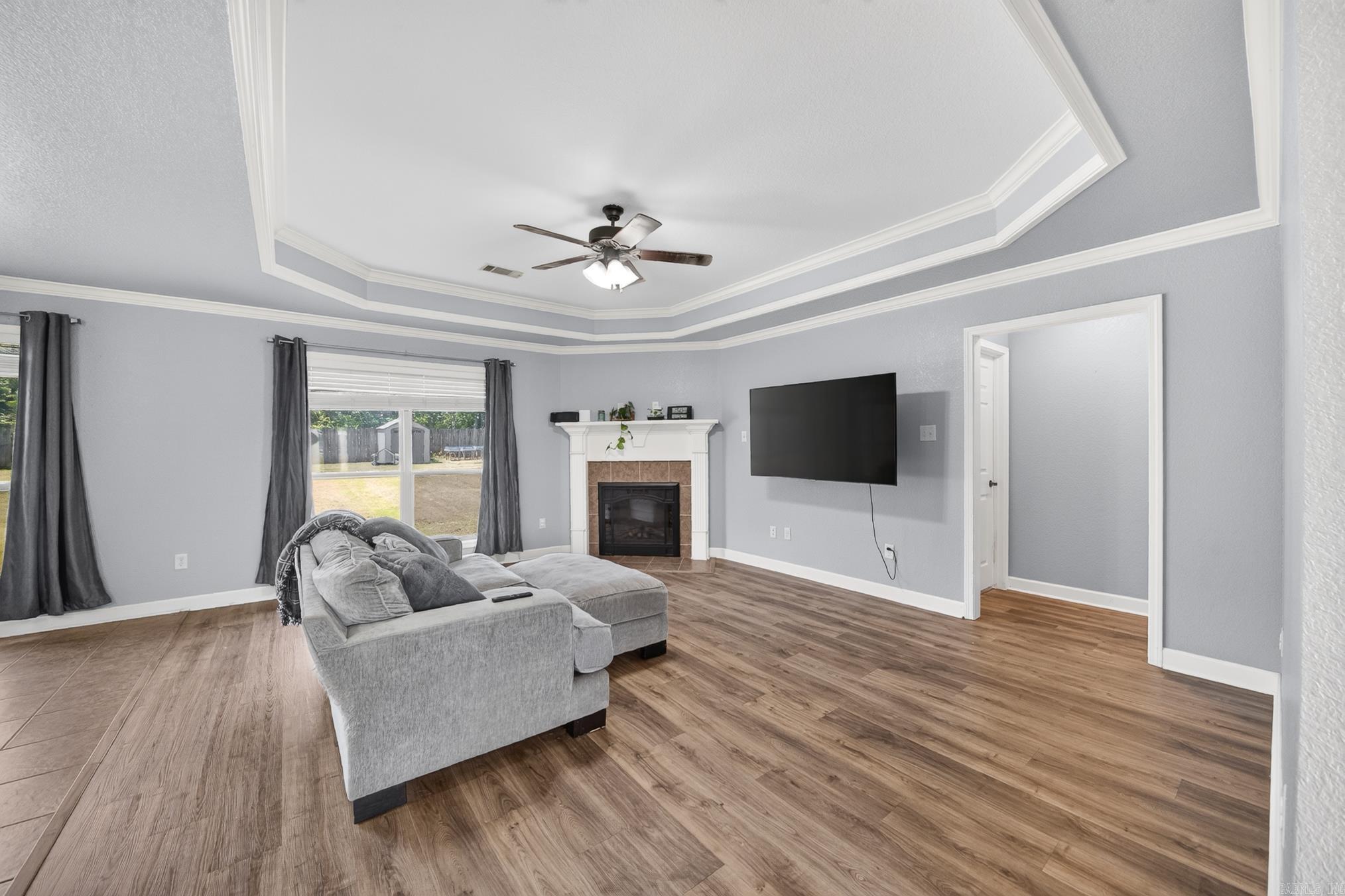 CROSS CREEK - Residential