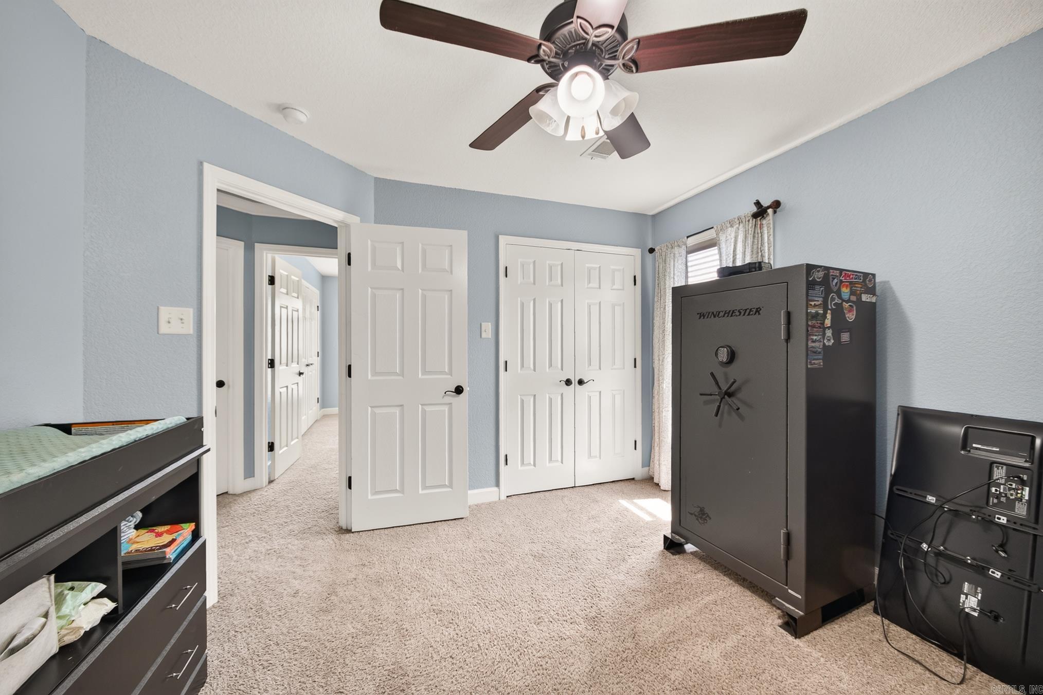 CROSS CREEK - Residential