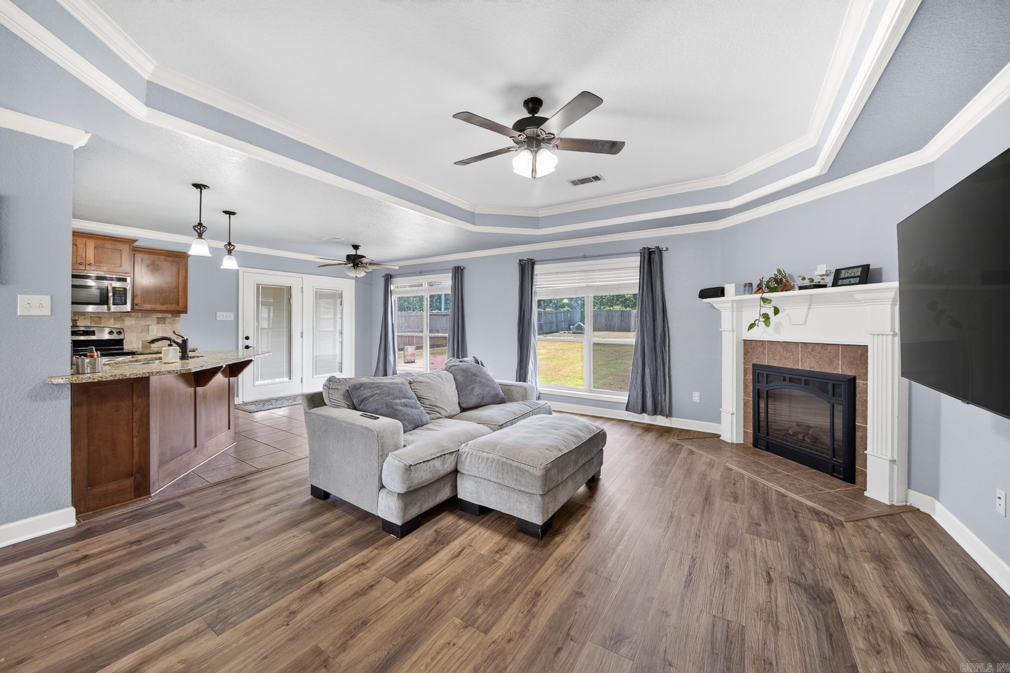 CROSS CREEK - Residential