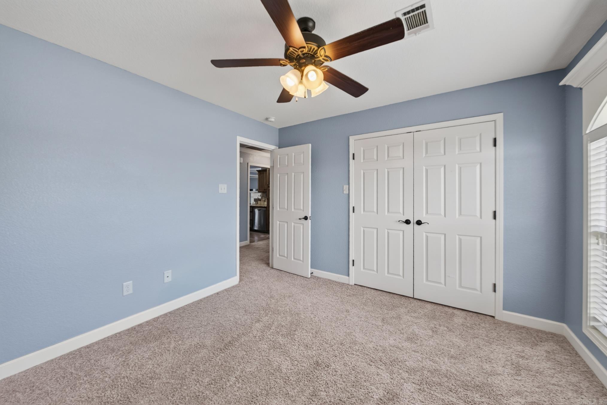 CROSS CREEK - Residential