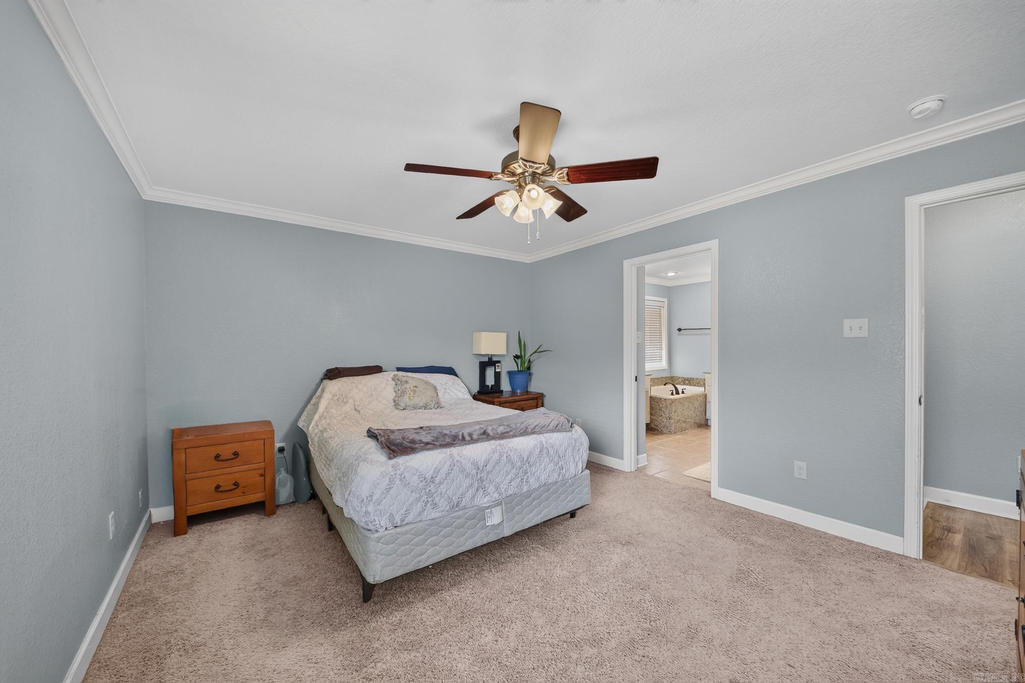 CROSS CREEK - Residential