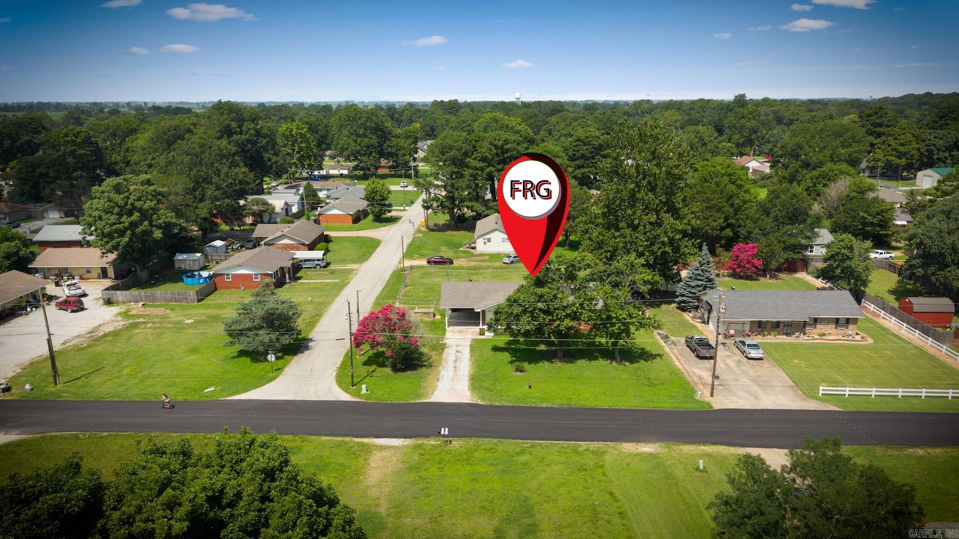 REPLAT E1/2 LOT 5 COBB & LEE - Residential