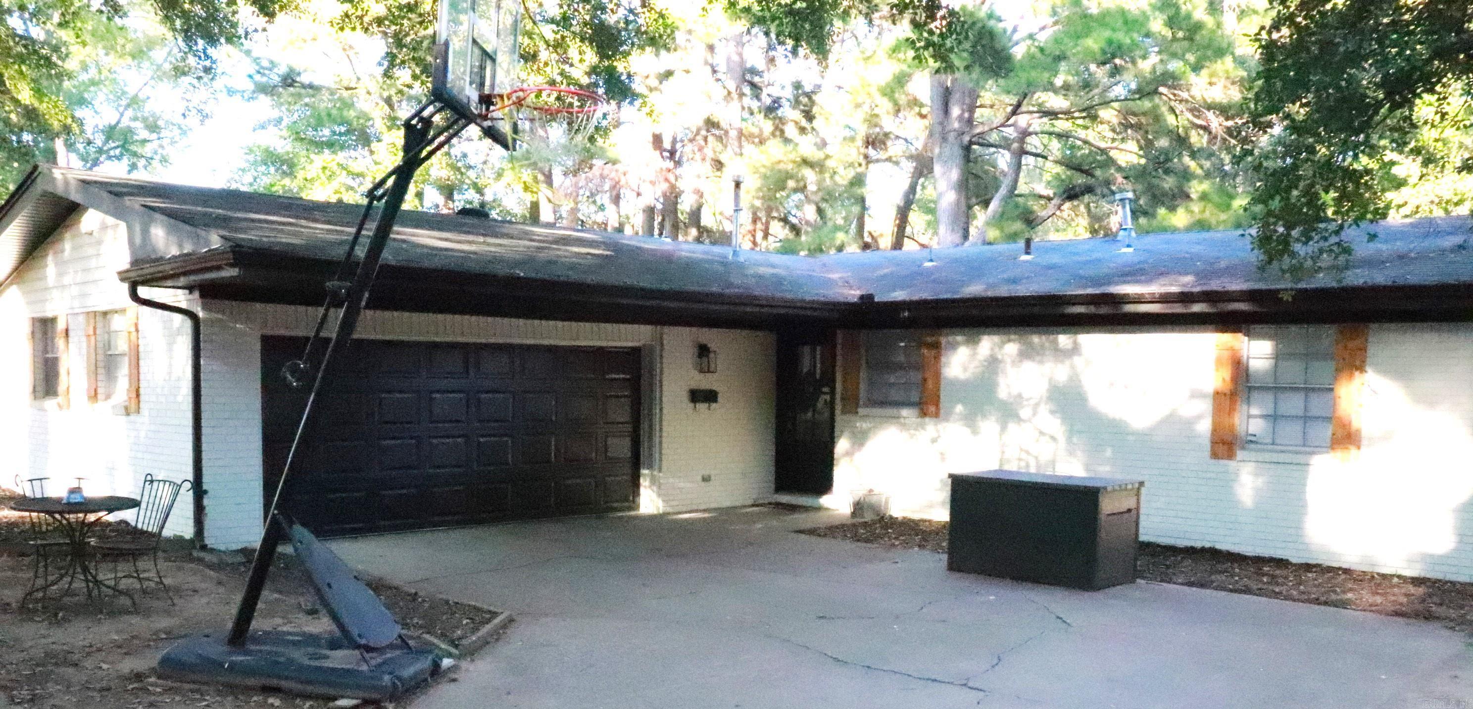 Location, location location. Come take a look at this updated home centrally located in Conway that is walking distance to Laurel Park.  It is beautifully remodeled with updated flooring, paint, tile showers, cabinets, countertops, and more.  It also boasts a large backyard that is fully fenced and has plenty of storage to make it the perfect home for you!  Come take a look at this one before it is gone!  *Agents schedule through Homesnap*