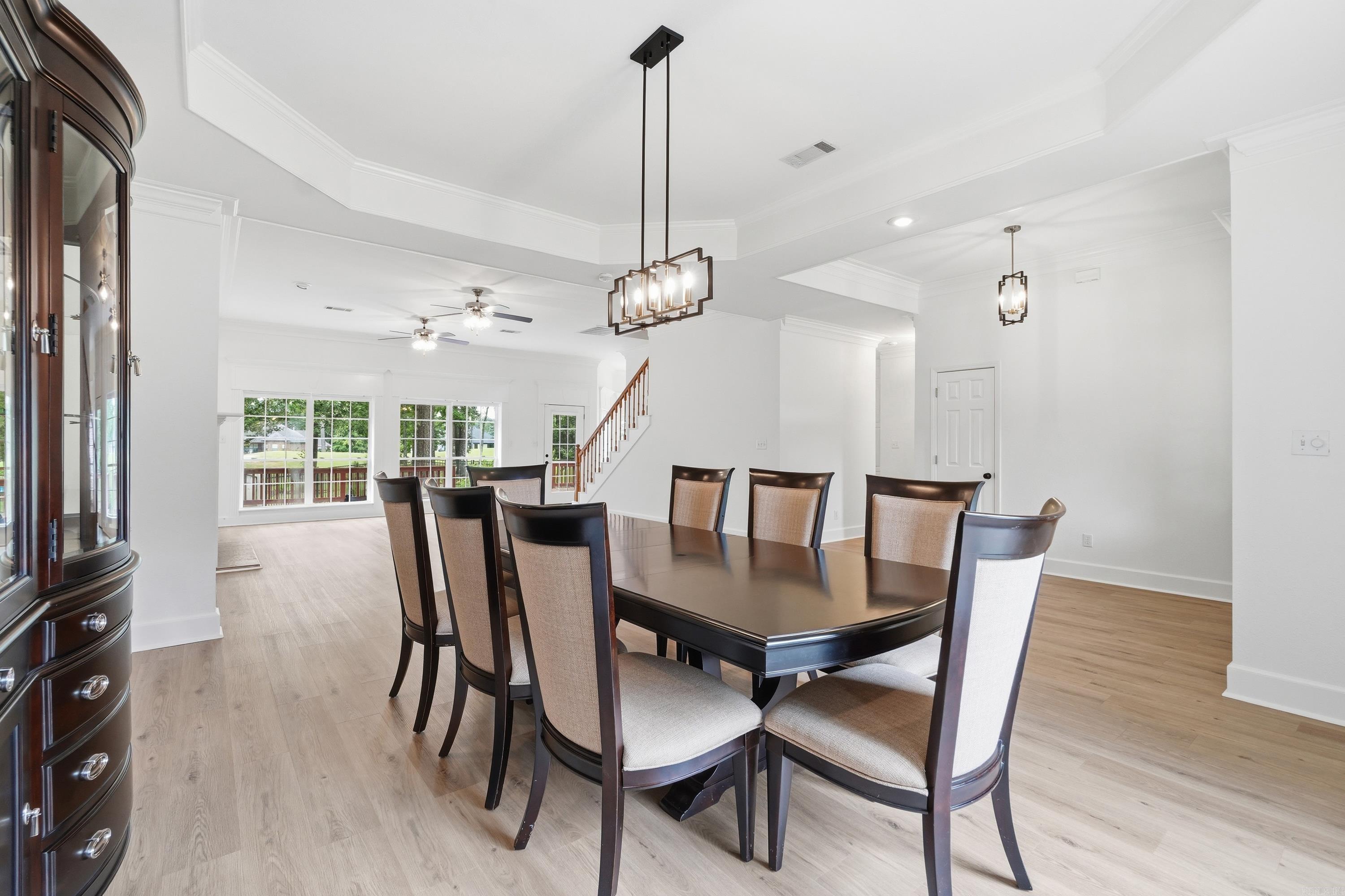 COUNTRY CLUB OF ARK THE - Residential